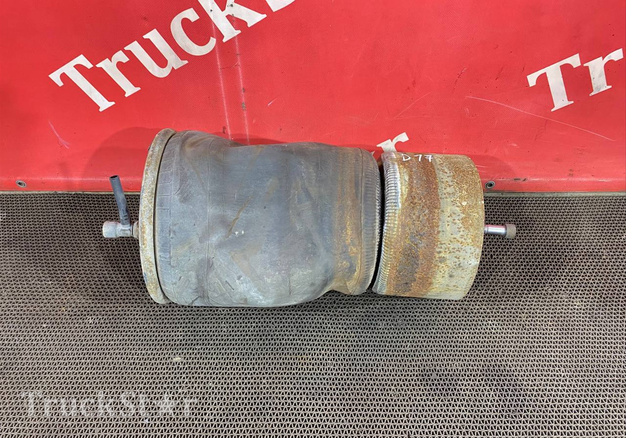 1794420 Подушка пневмоподвески задняя для Daf 95