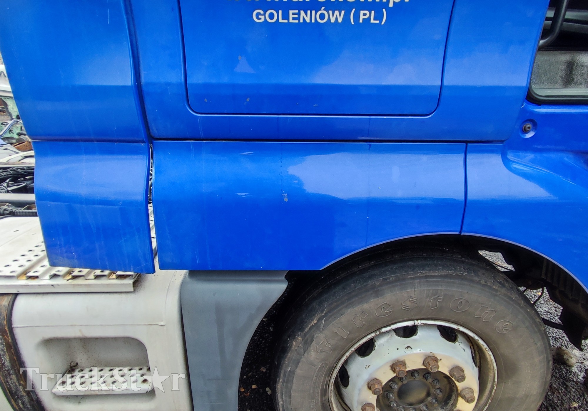 81615100410 Продолжение крыла правого для Man TGX I (с 2007)