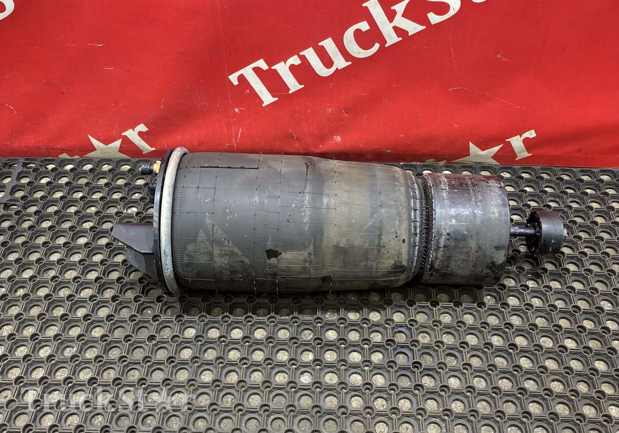 2935461H19CE Подушка пневмоподвески задняя 2024г для DongFeng GX DFH4180