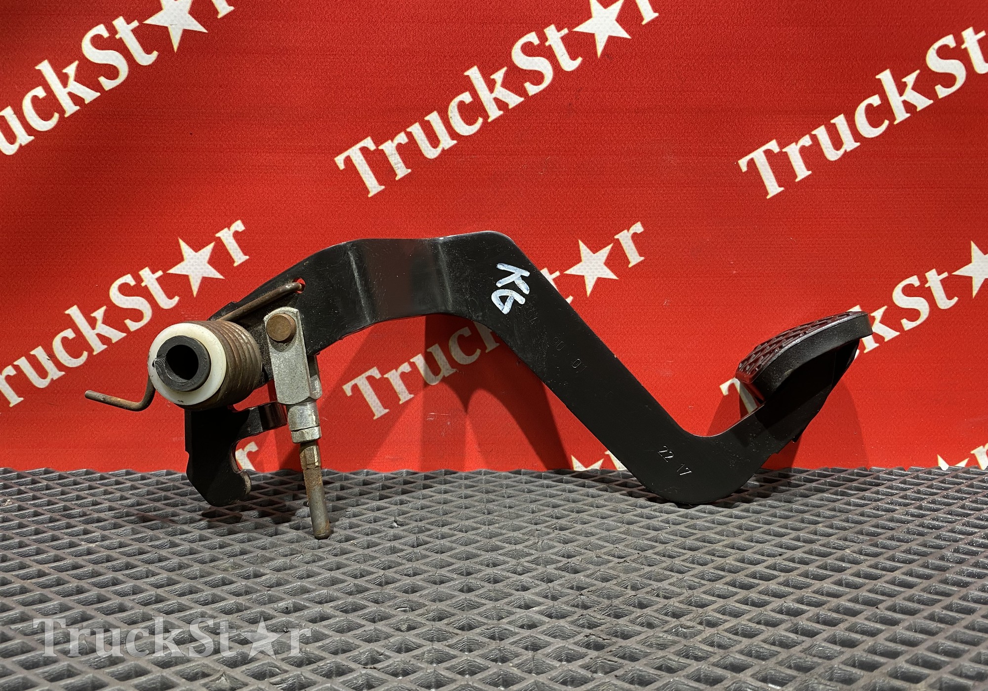 9402900018 Педаль тормоза для Mercedes-Benz Axor