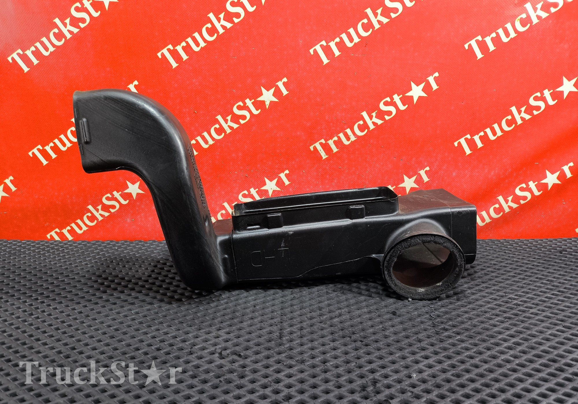 7482205325 Воздуховод отопителя 2016г для Renault T (с 2013)