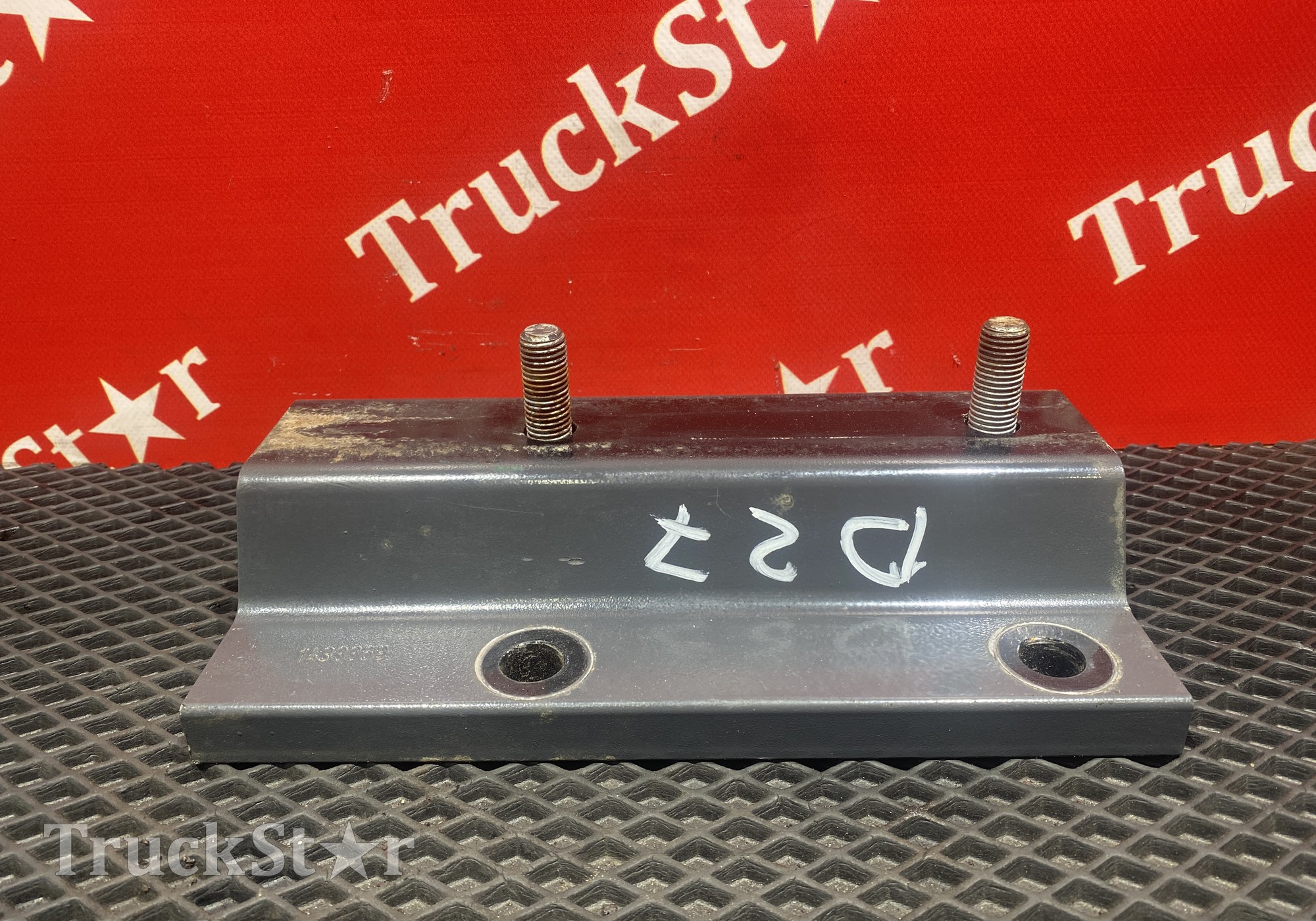 1433369 Проставка кронштейна топливного бака 2020г для Daf XF105