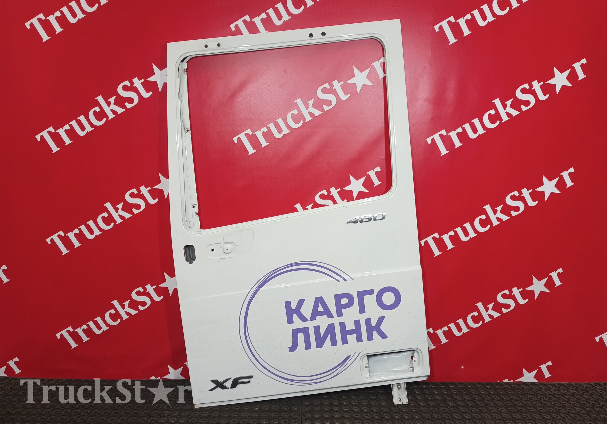 1881862 Каркас двери левой 2021 год. для Daf XF106 (с 2012)