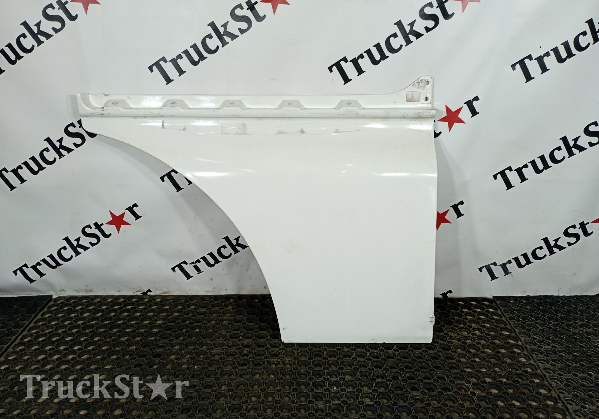 811W626106006 Продолжение двери правой 2023г. для Sinotruk Sitrak