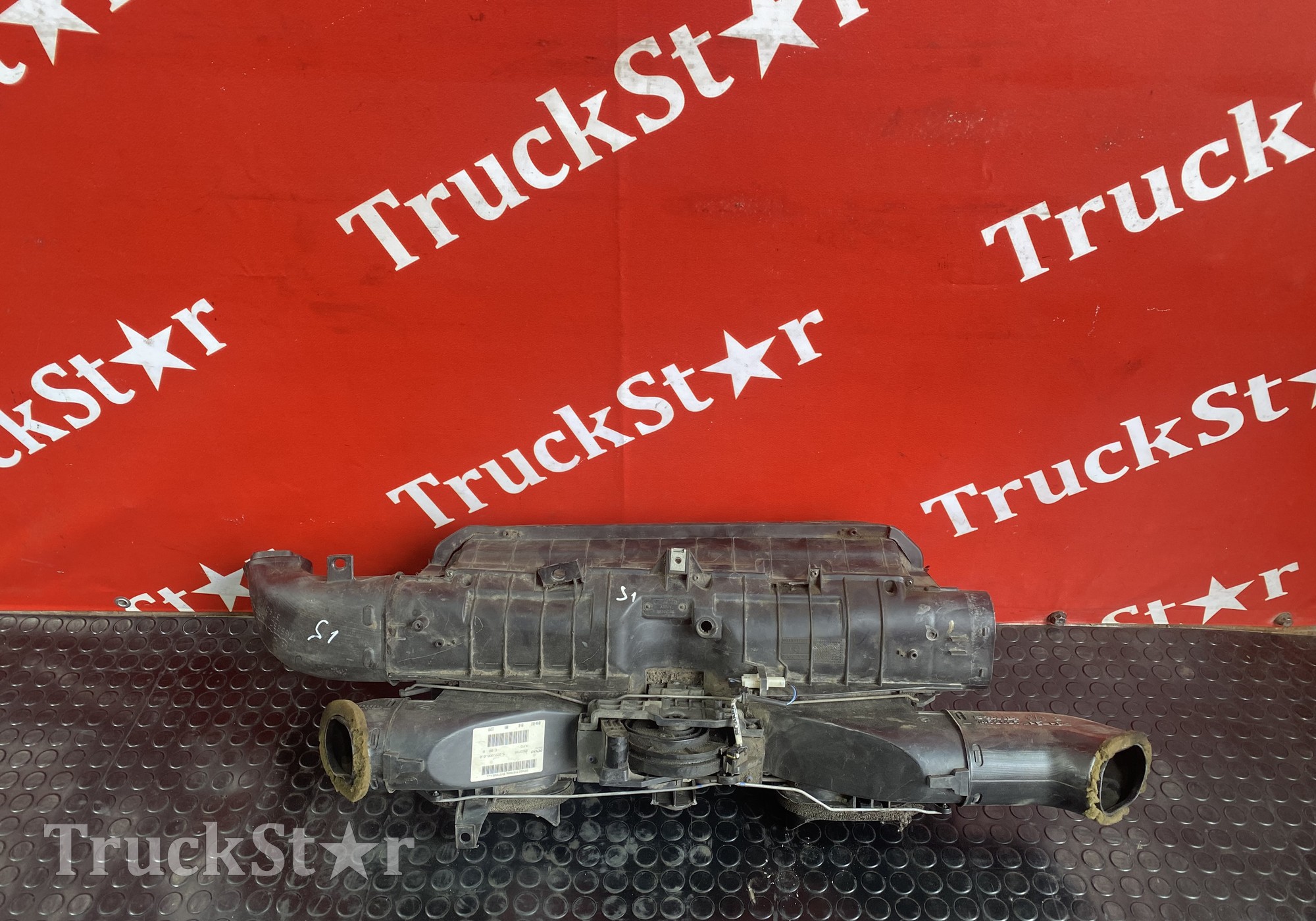 1923735 Корпус отопителя для Scania 5-series R (с 2004 по 2016)