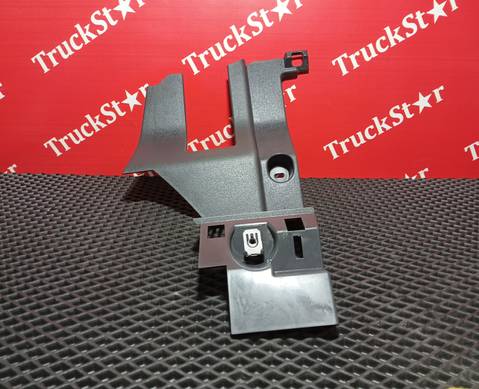 7482281368 Накладка торпедо 2018г. для Renault T (с 2013)