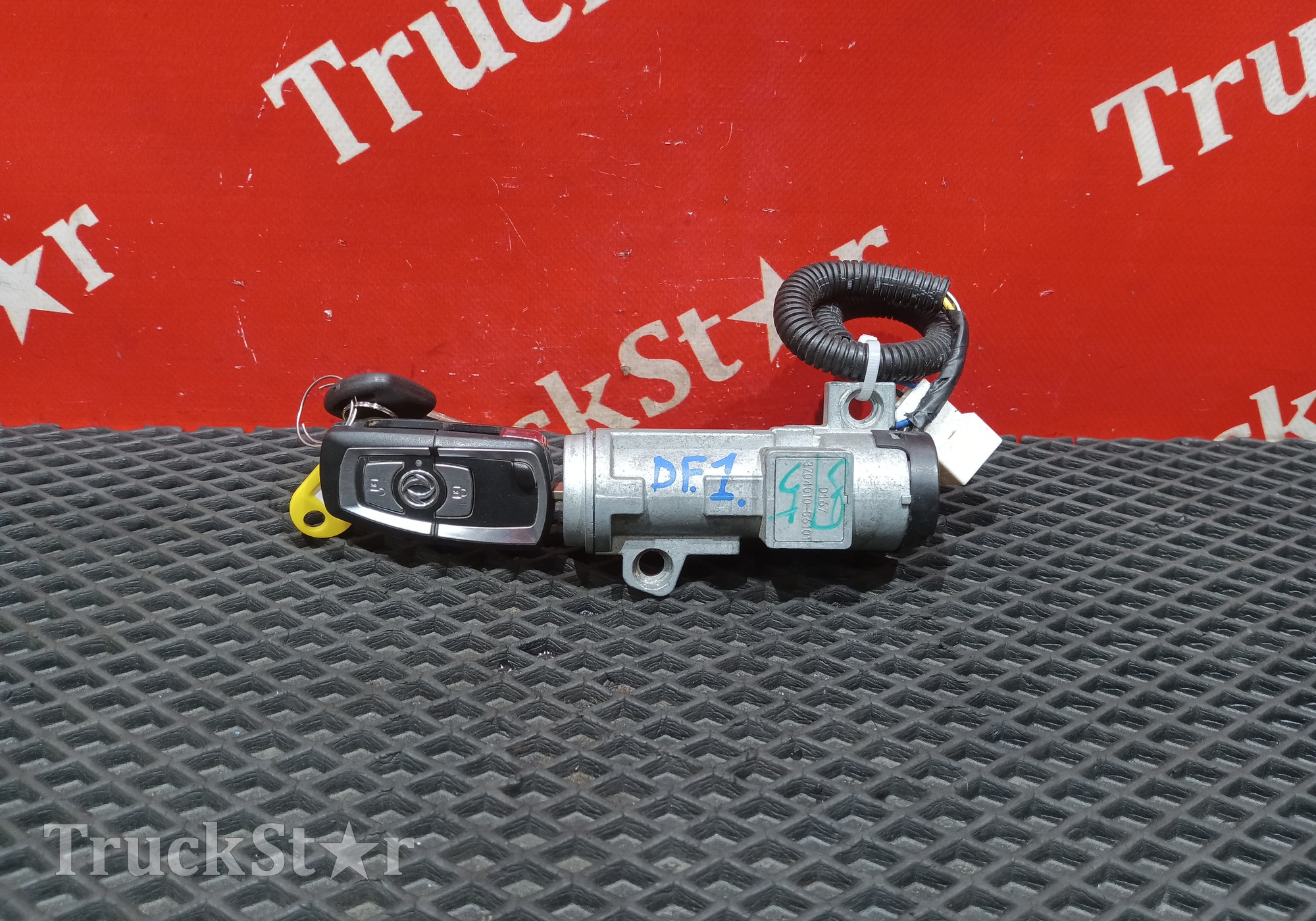 3704010C6101 Замок зажигания с ключом 2023г для DongFeng GX DFH4180