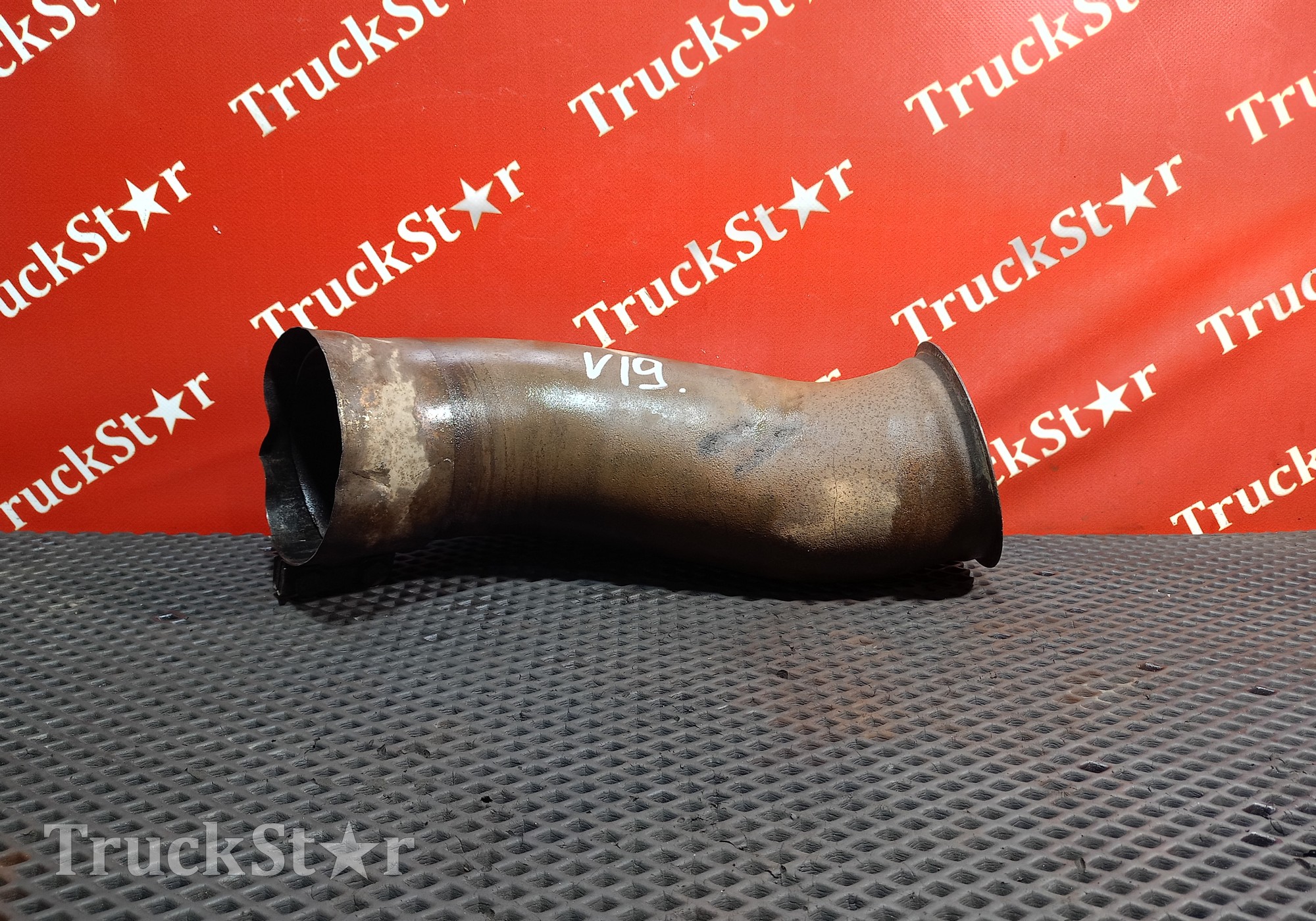 20881300 Приемная труба глушителя для Volvo FH 2 (с 2002 по 2008)