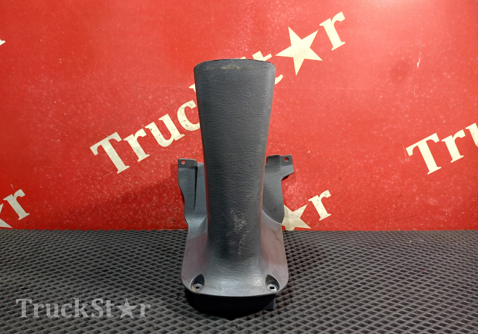 1368014 Кожух рулевой колонки нижний для Scania 4-series R (с 1995 по 2007)