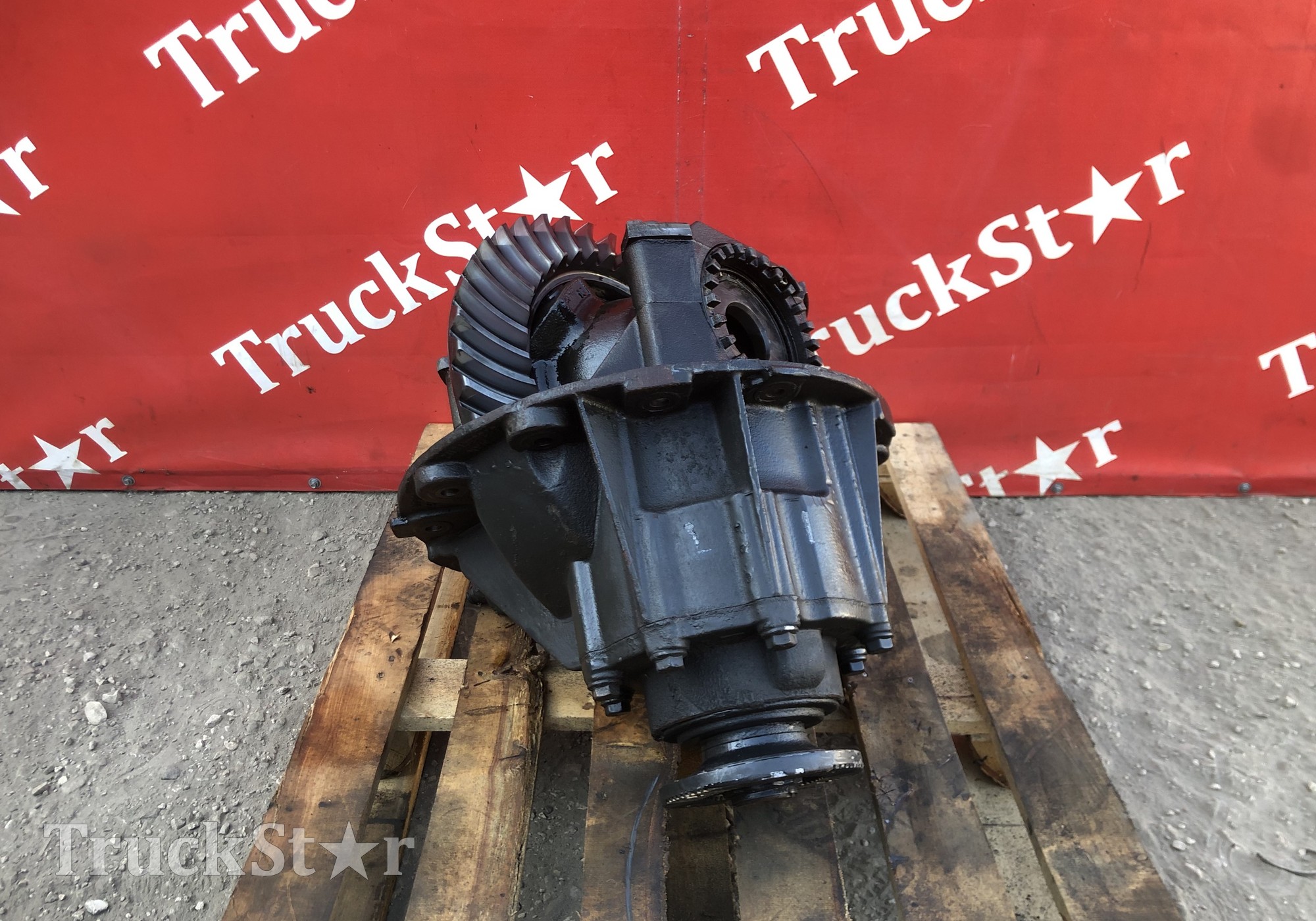 81350106301 Редуктор заднего моста HY-1350 2.53 для Man