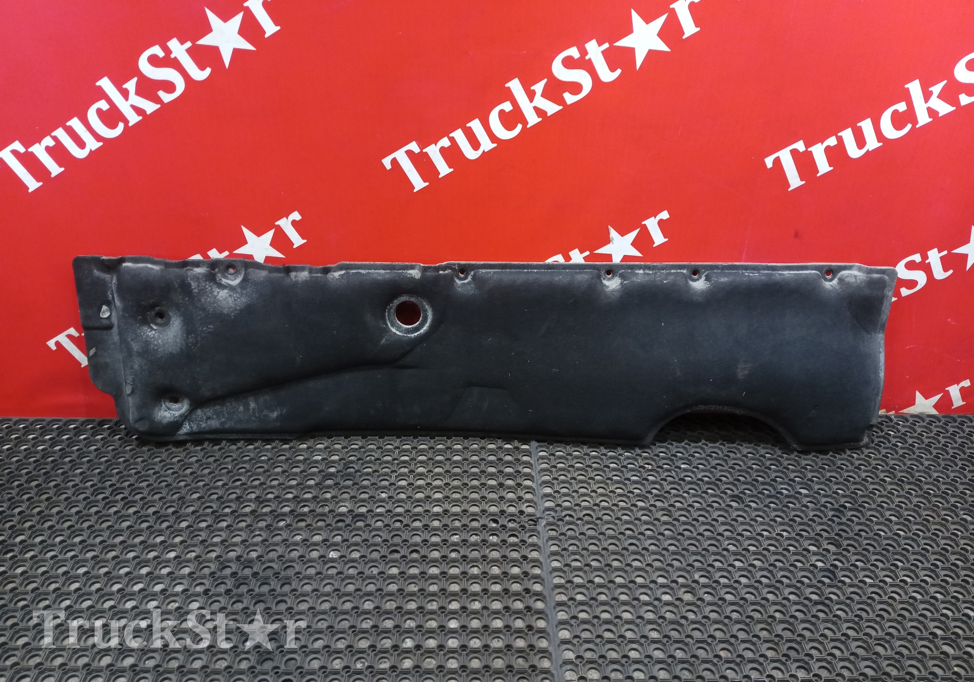 7422383057 Шумоизоляция двигателя правая 2016г для Renault T (с 2013)