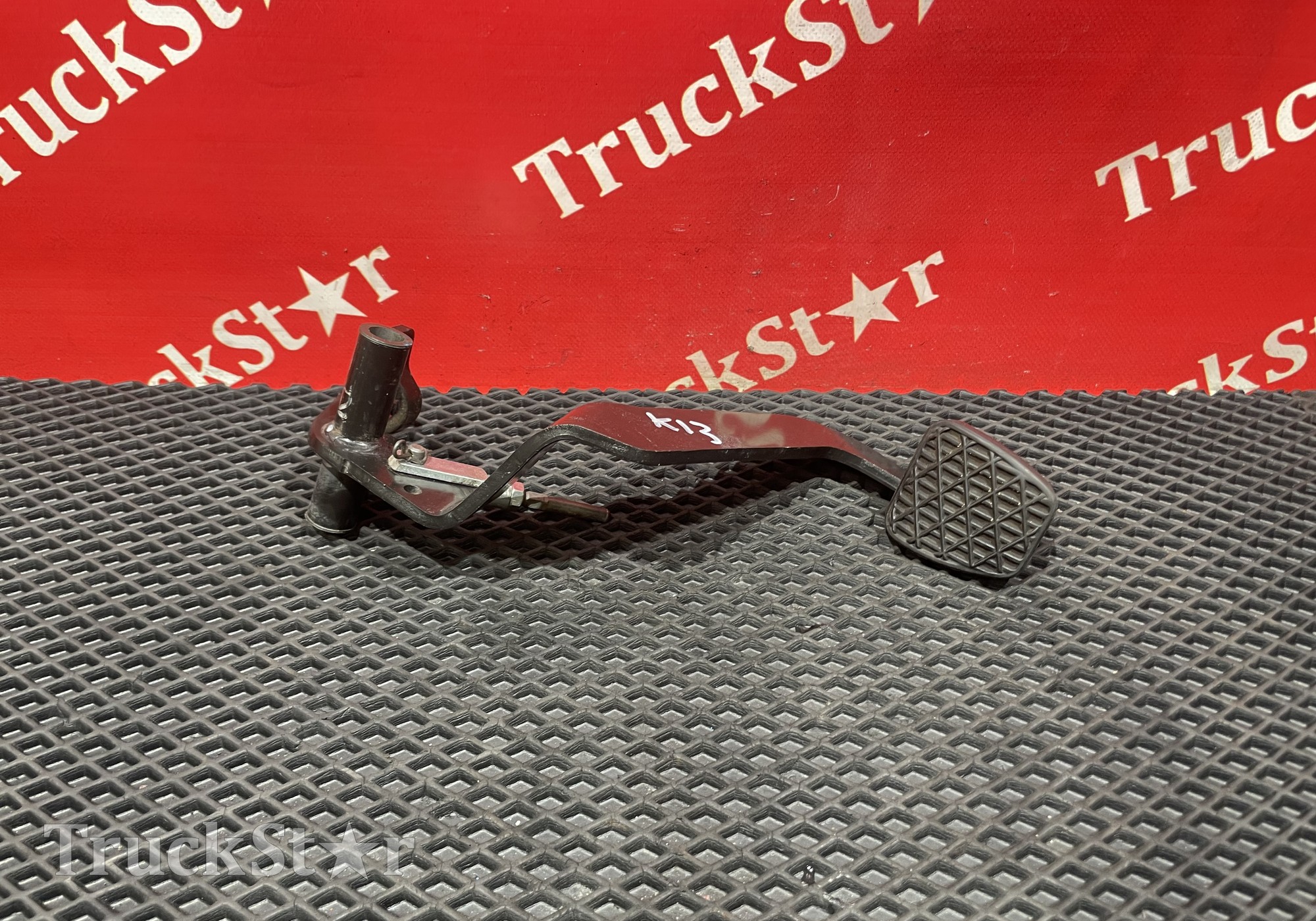 9402900018 Педаль тормоза для Mercedes-Benz Axor