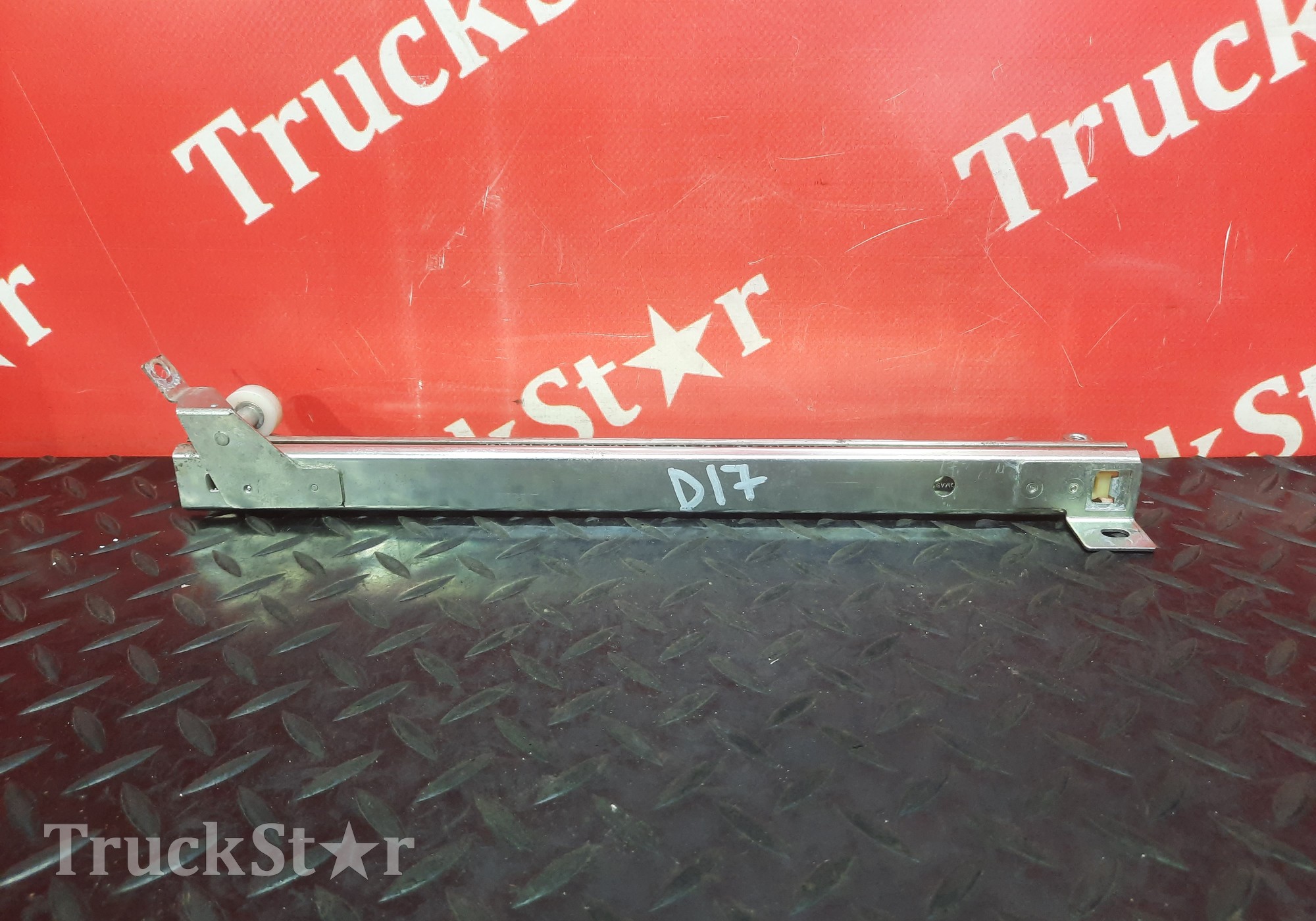 1297398 Направляющая столика левая для Daf XF106