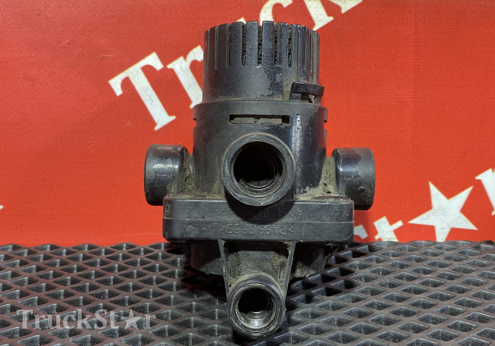 81521166074 Клапан ускорительный для Man TGM III (с 2013)