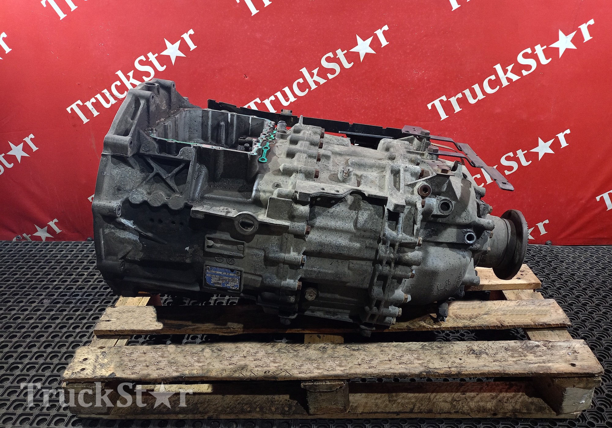 1650163 АКПП ZF 12AS2140TD