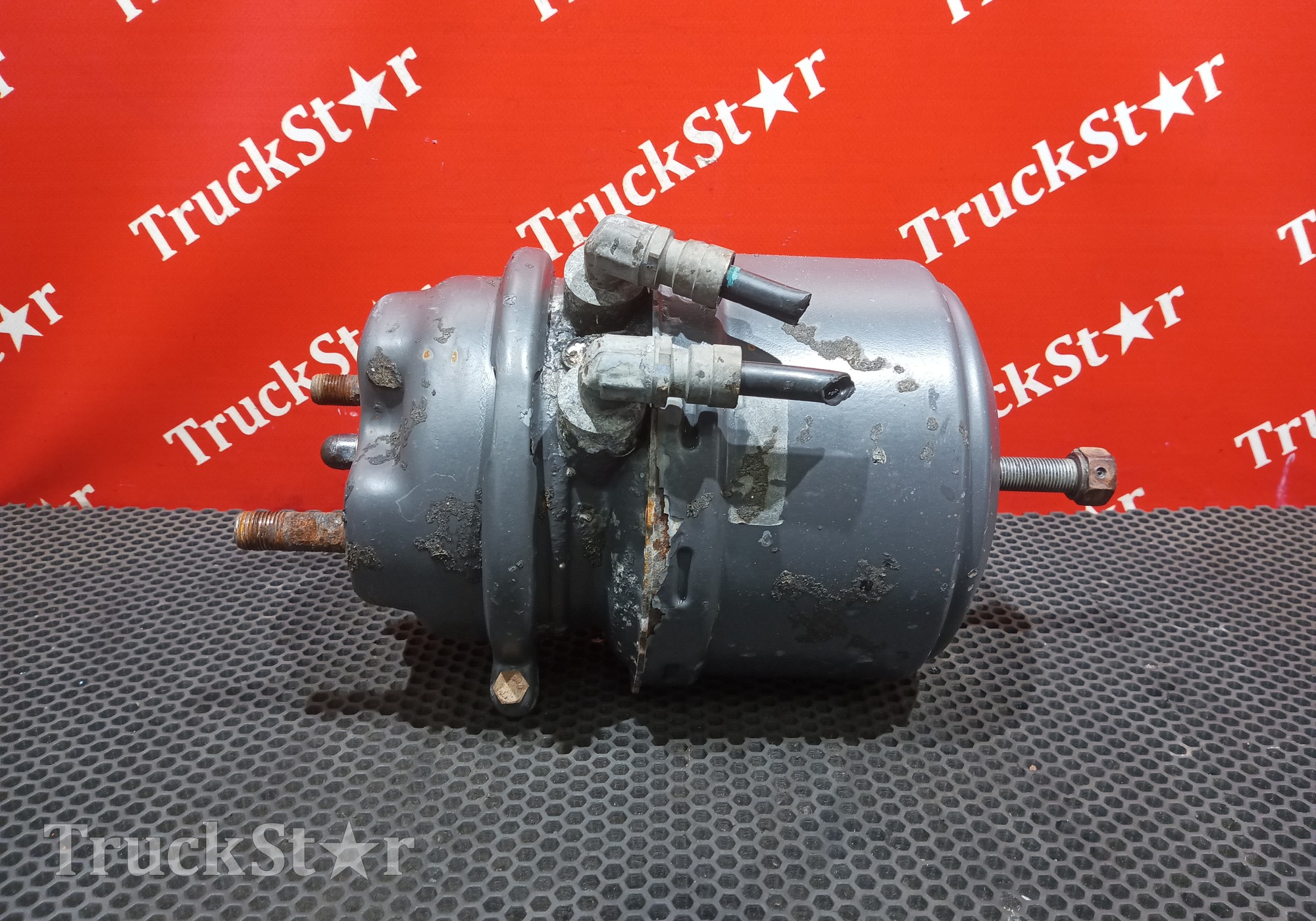 23226115 Энергоаккумулятор задний 2019г. для Volvo FH 4 (с 2012)