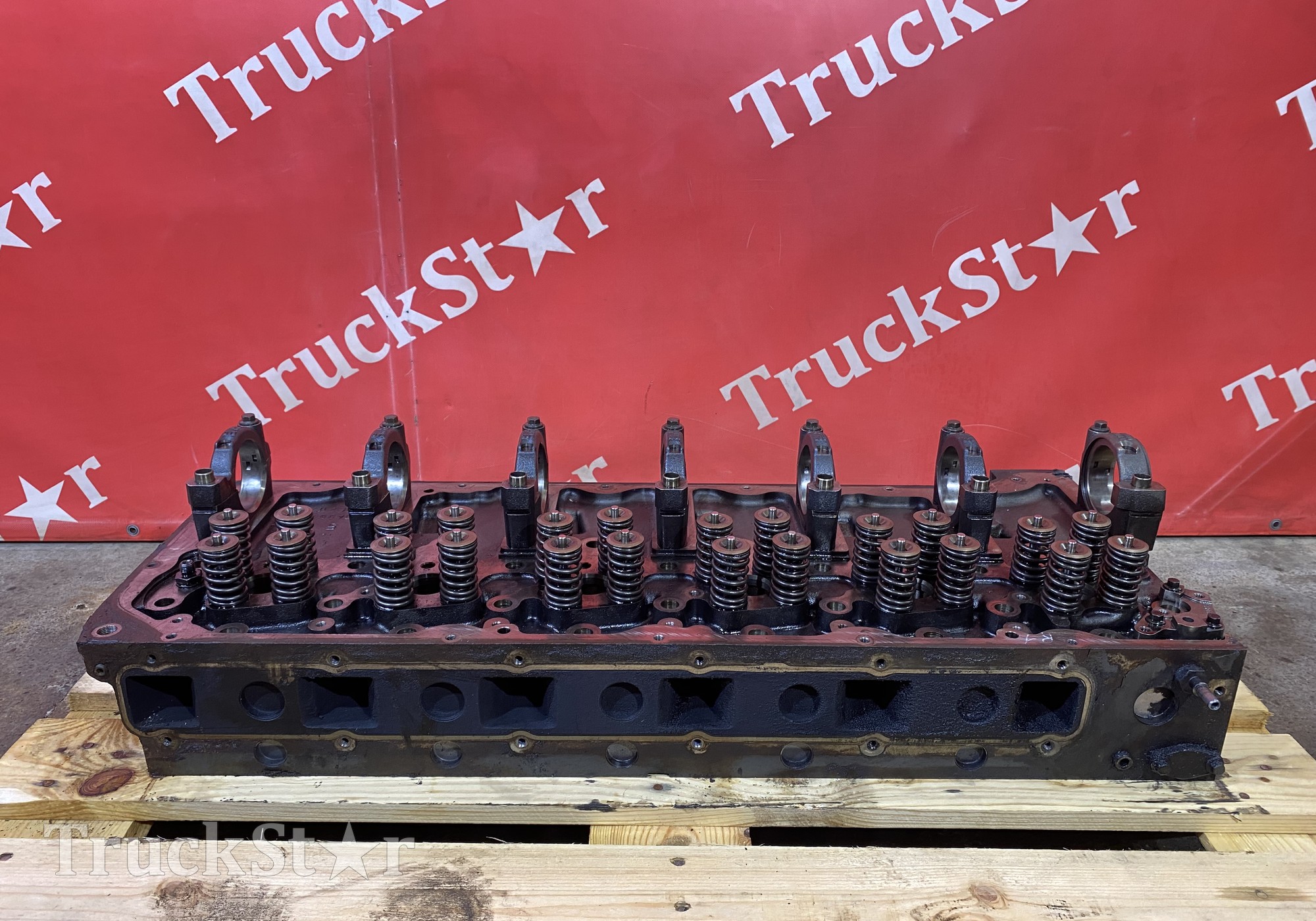 7421379389 Головка блока цилиндров для Renault