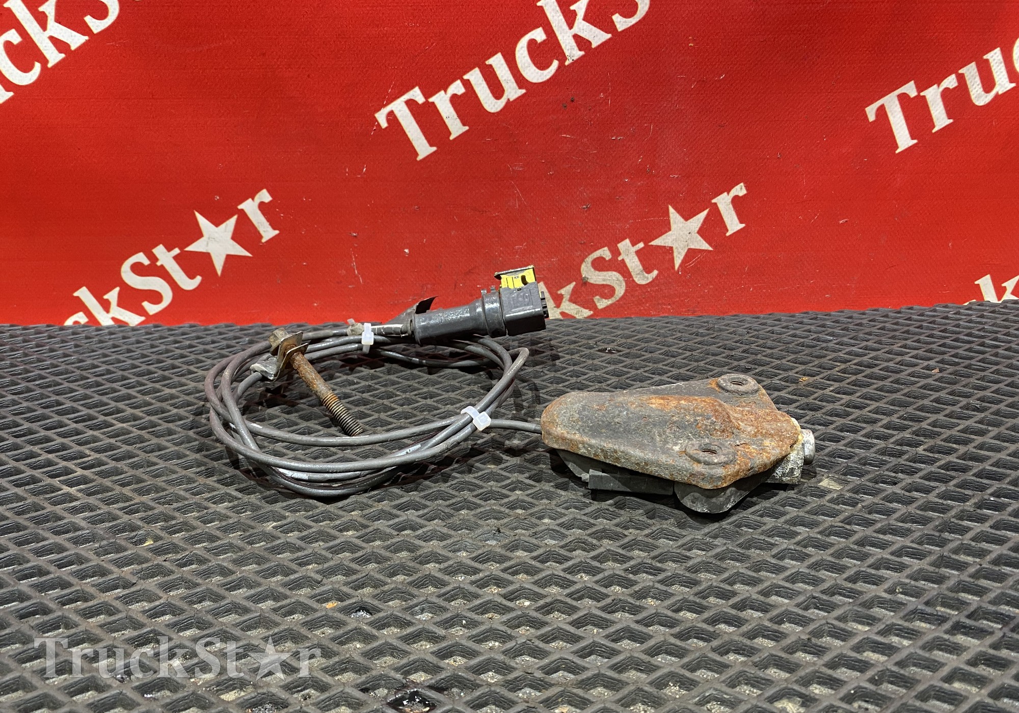21296849 Датчик ABS для Volvo FM III (с 2013)