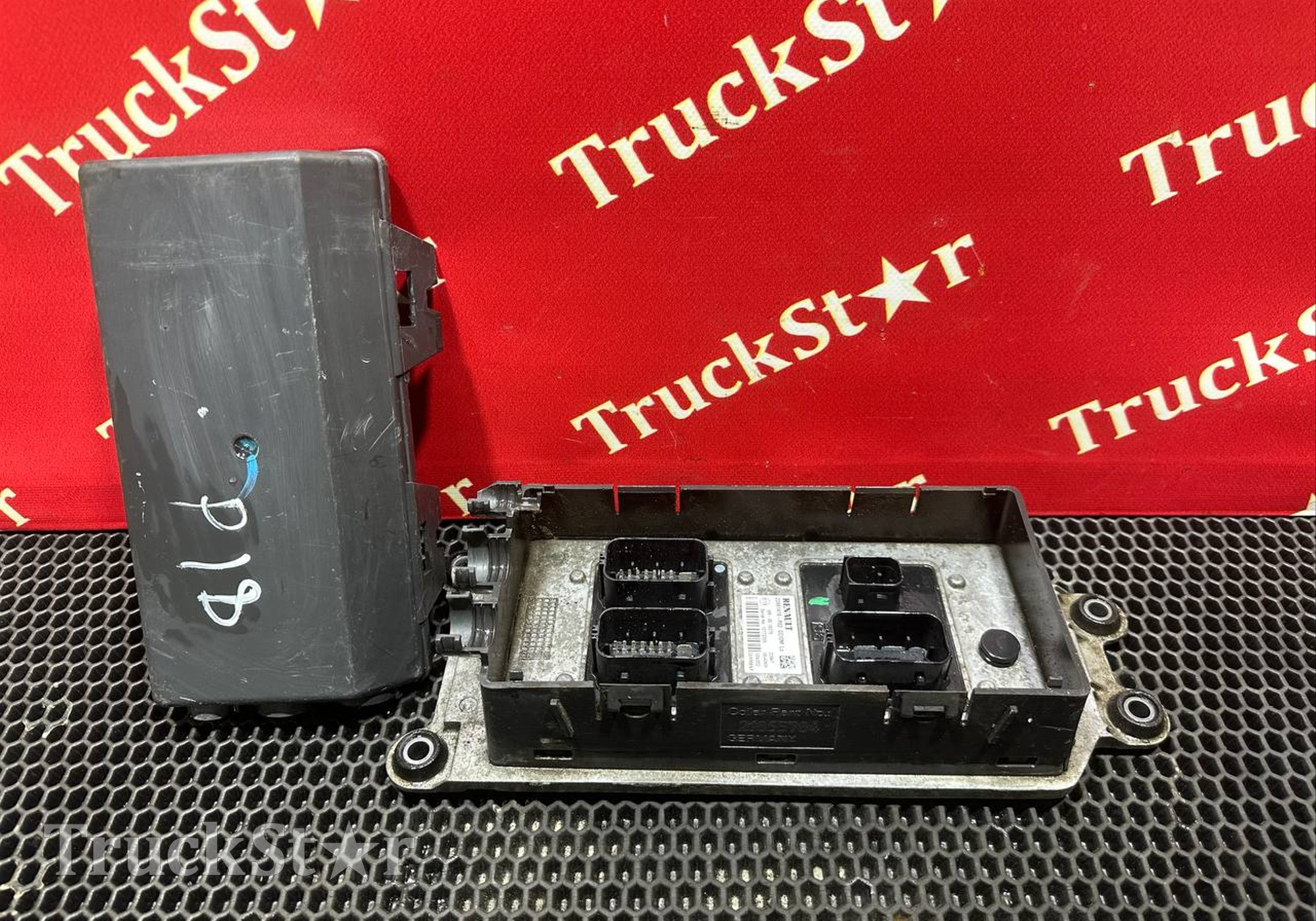 7422881419 Блок управления светом CCIOM 2019г для Renault T (с 2013)