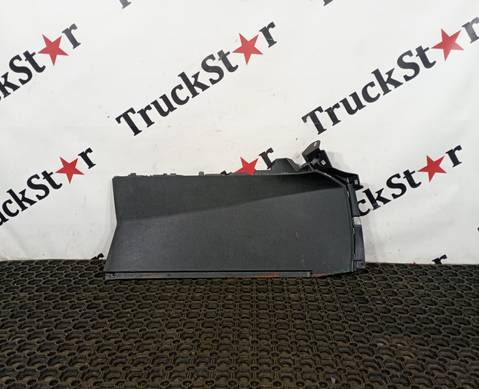 DZ16251160880 Накладка торпедо 2023г. для Shacman X6000 (с 2020)