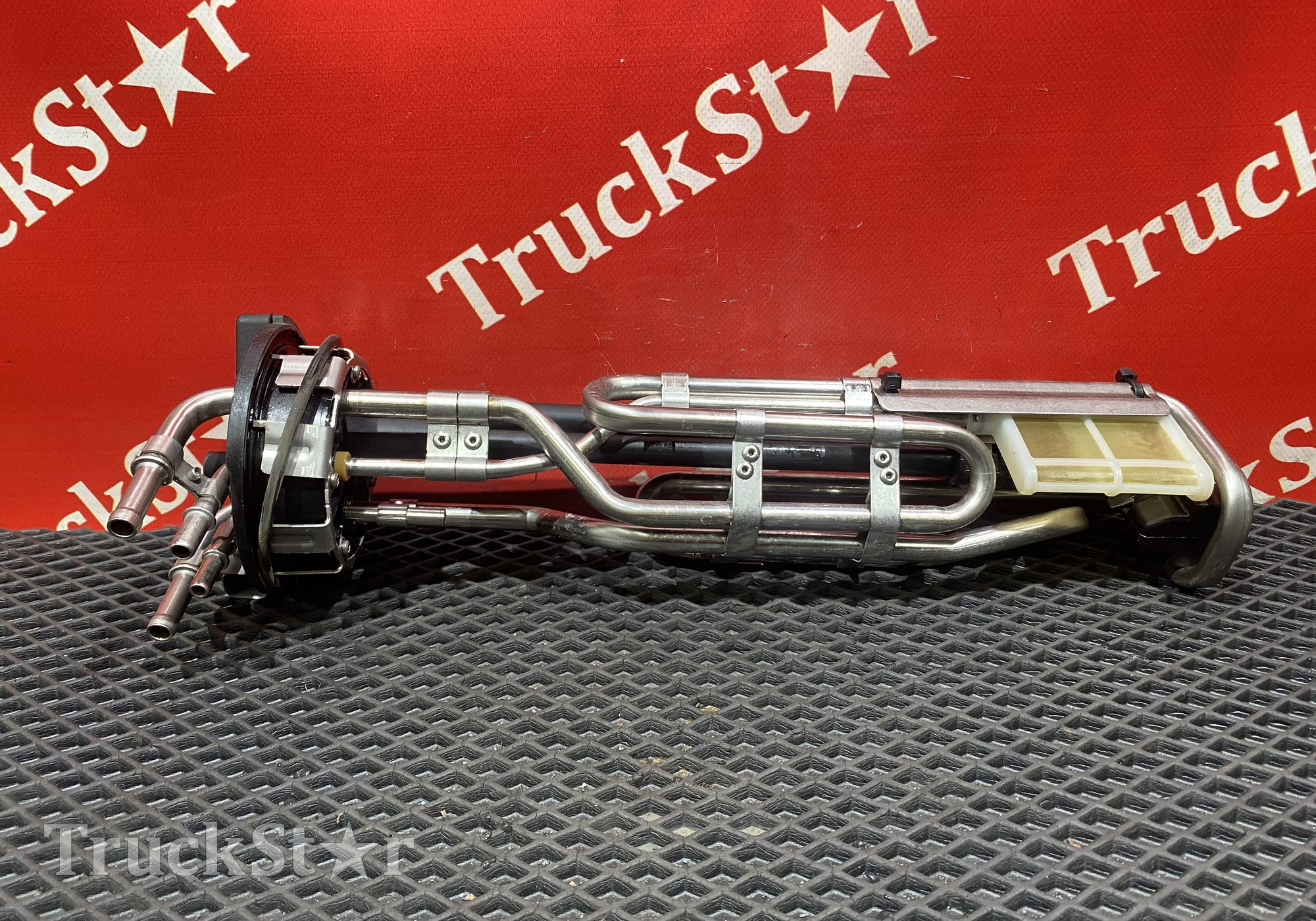 2134681 Датчик уровня AdBlue 2019г для Daf XF106 (с 2012)