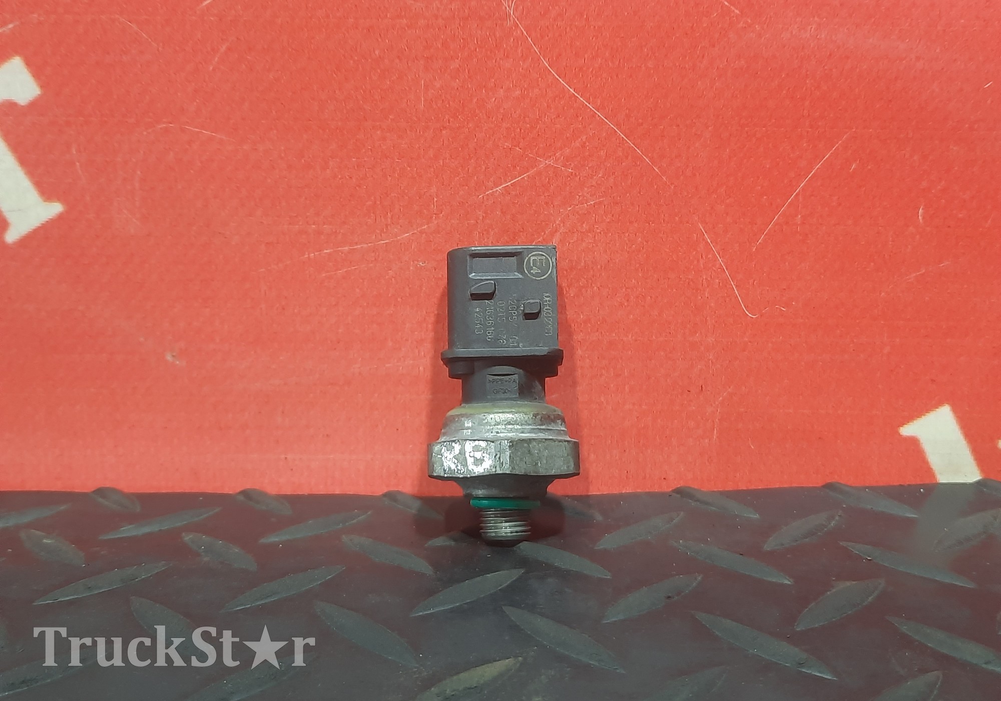 21636166 Датчик кондиционера 2016г. для Volvo FM