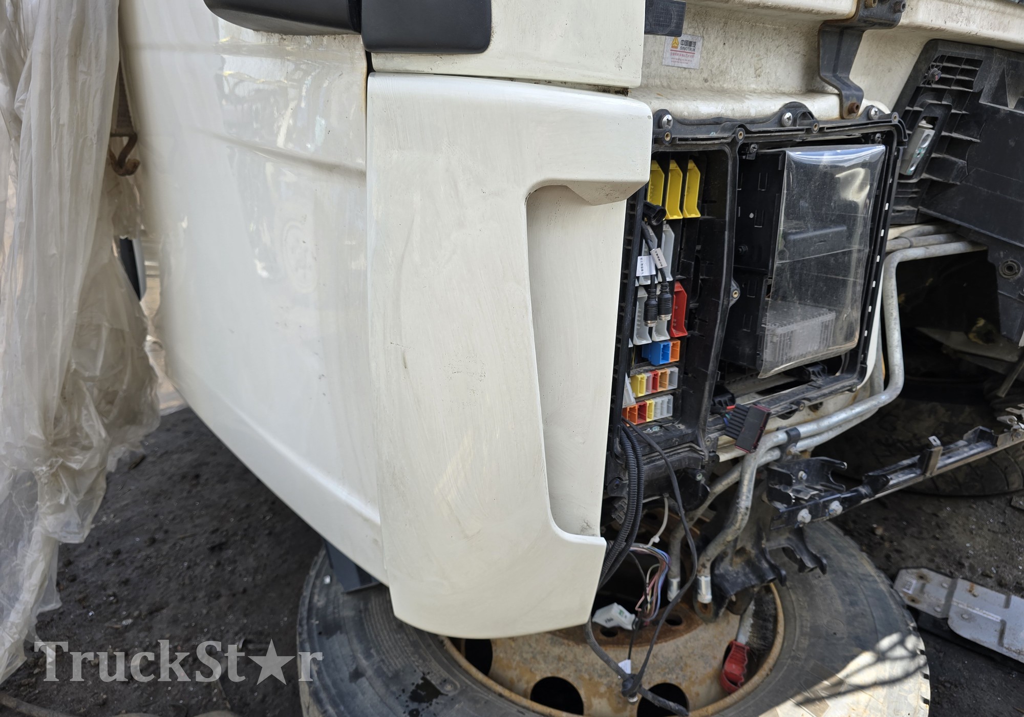 812W624100092 Угол кабины правый 2023г для Sinotruk Sitrak C7H