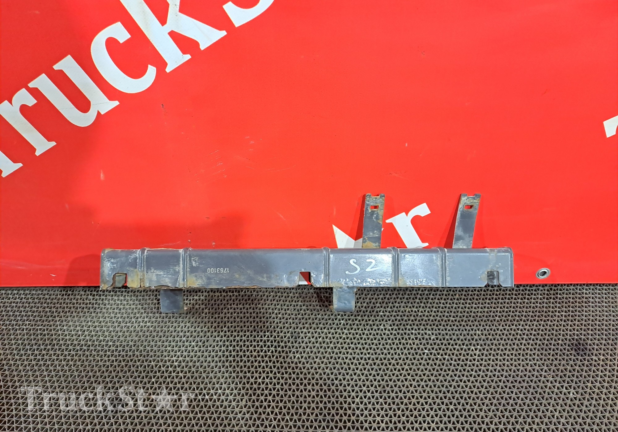 1763100 Кронштейн тормозных трубок для Scania 5-series R (с 2004 по 2016)