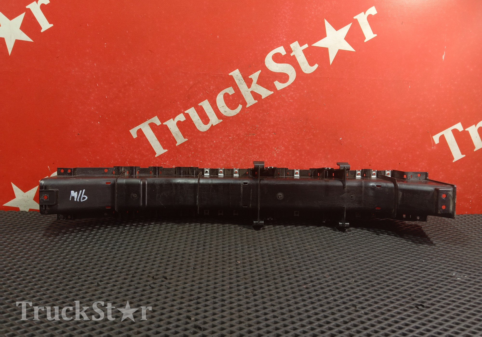 81254246323 Кожух проводки для Man TGM