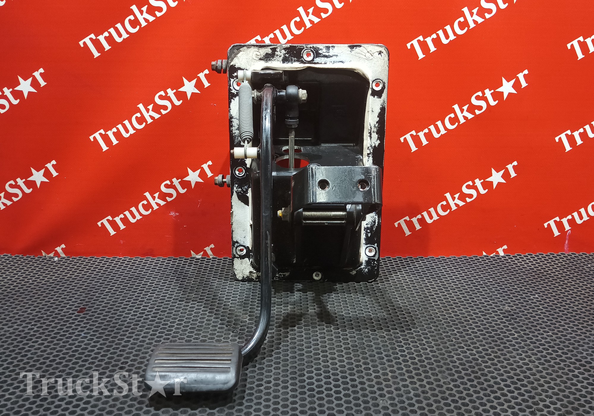 1613784 Педальный узел для Daf XF105