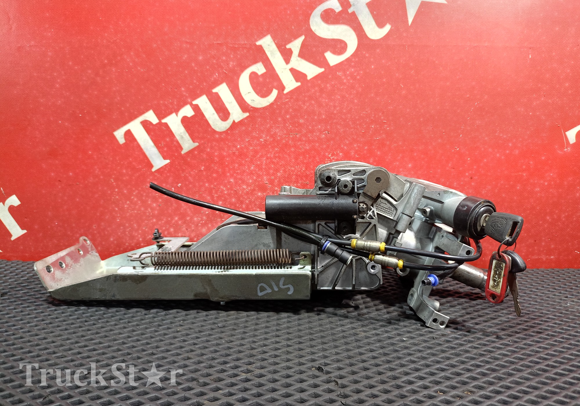1767619 Колонка рулевая в сборе с замком и ключом для Scania 5-series R (с 2004 по 2016)