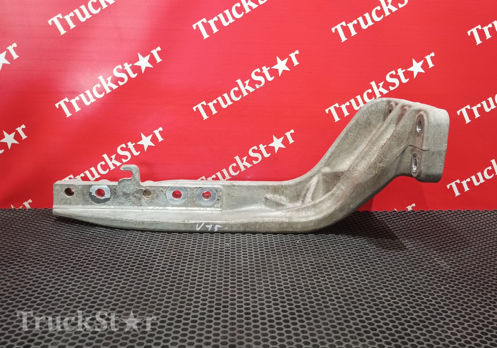 22200142 Кронштейн глушителя для Volvo