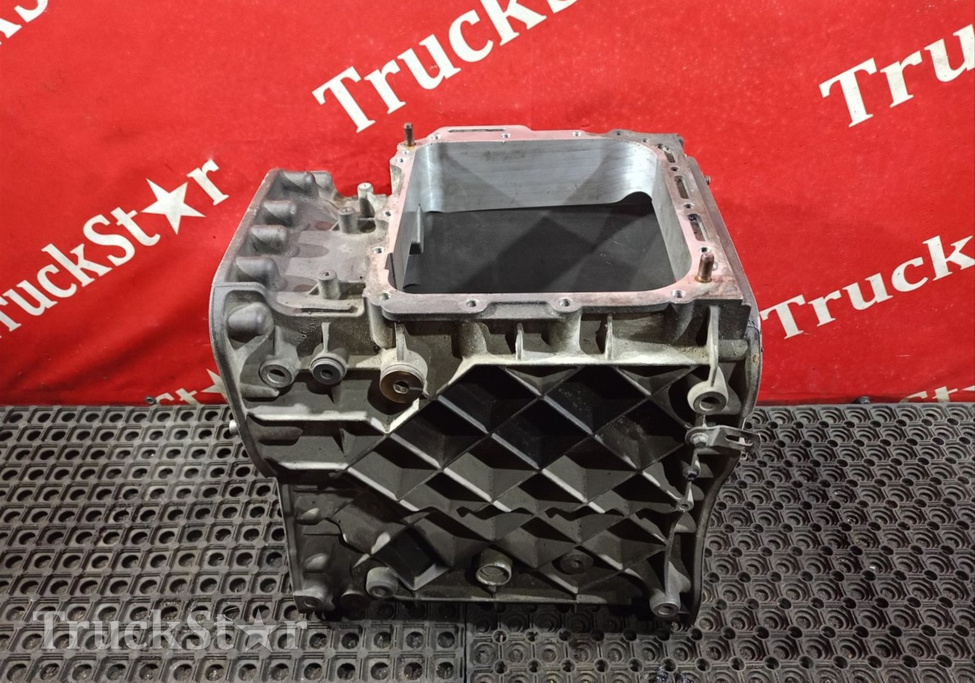 22327658 Корпус КПП (дефект) для Volvo FH 2 (с 2002 по 2008)
