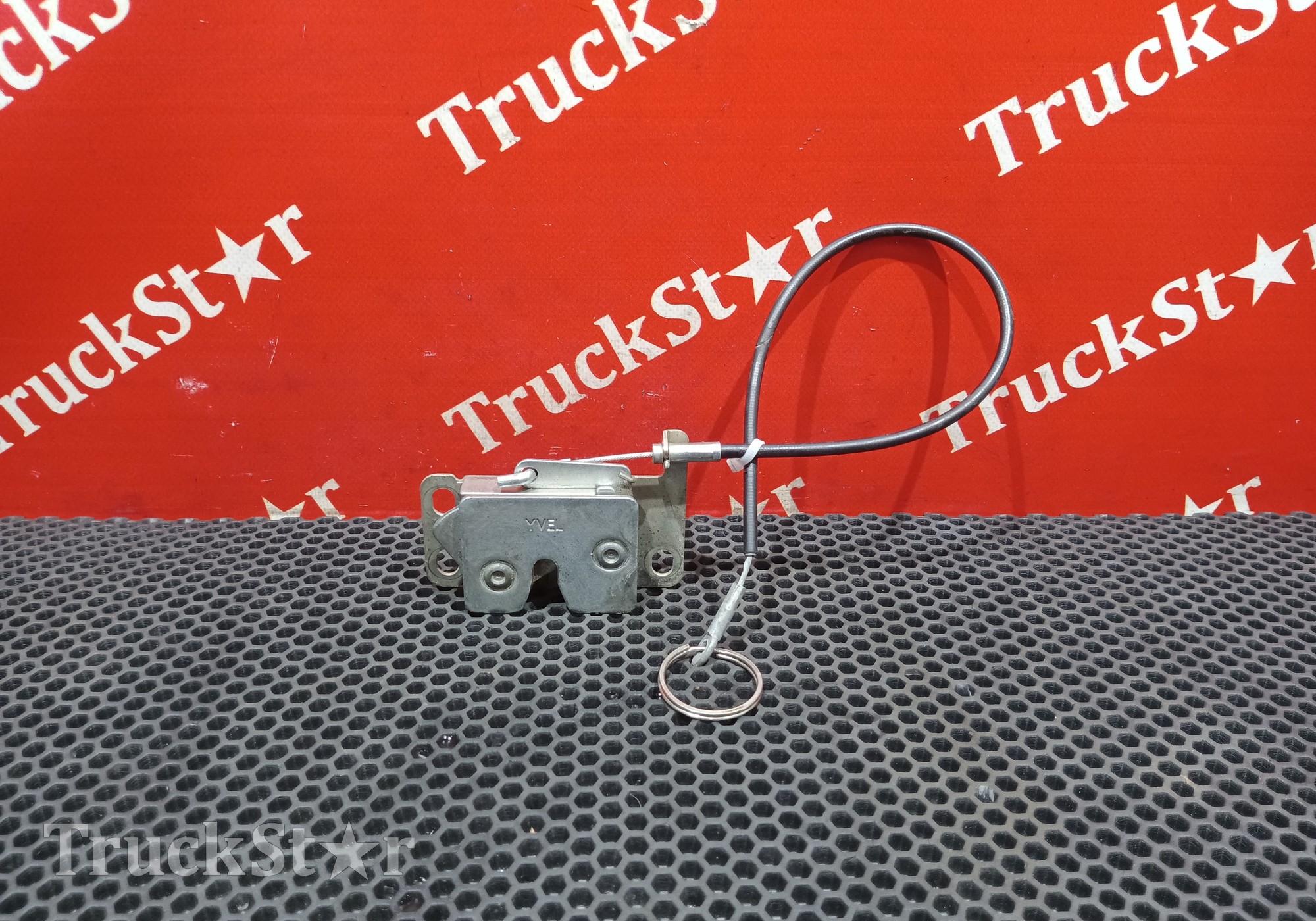 20467159 Замок инструментального ящика правого 2019г для Volvo FH 4 (с 2012)