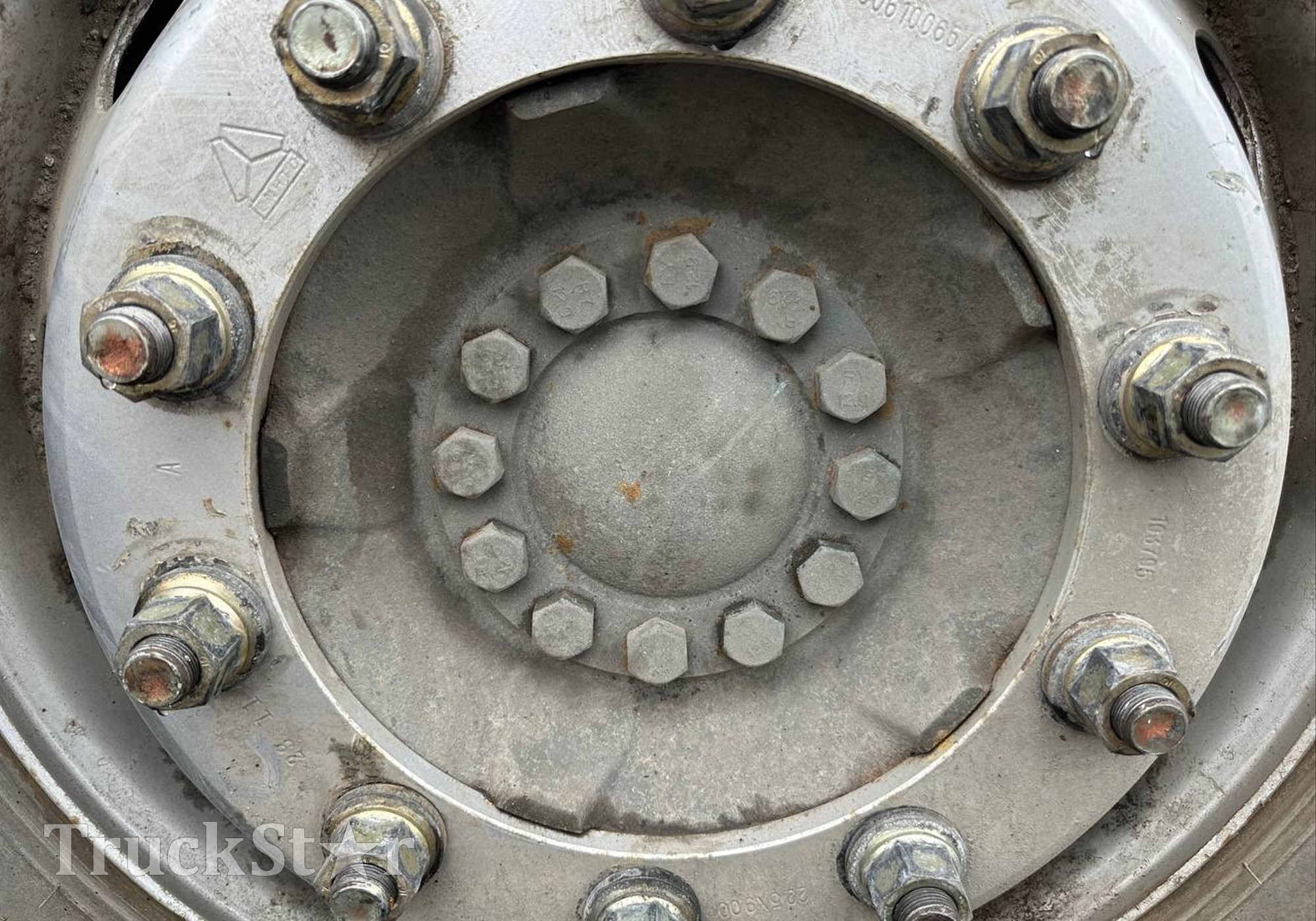 WG4071418068 Ступица передняя 2023г для Sinotruk Sitrak C7H
