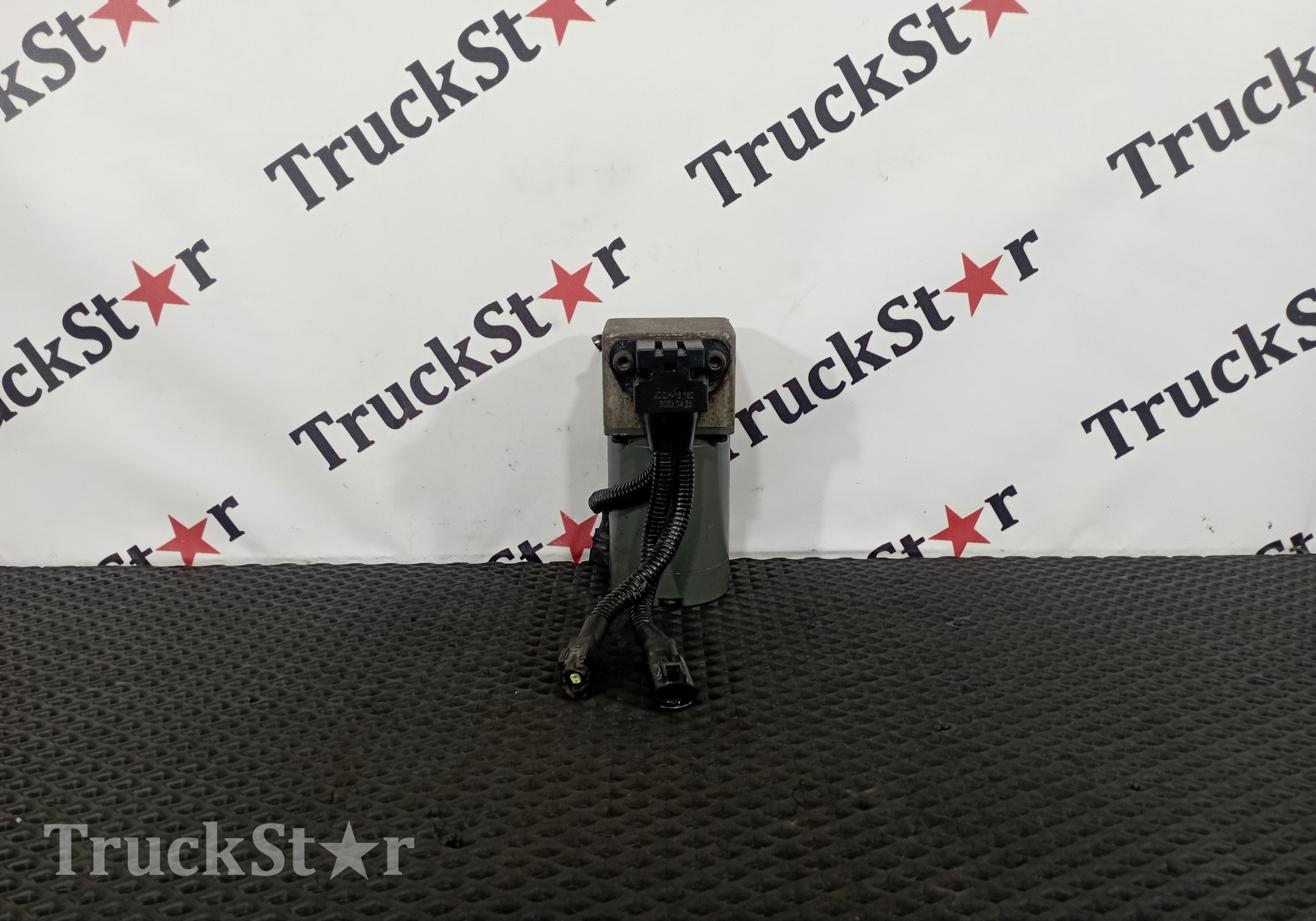 WG9925821031 Насос подъема кабины электрический 2023г для Sinotruk Sitrak C7H