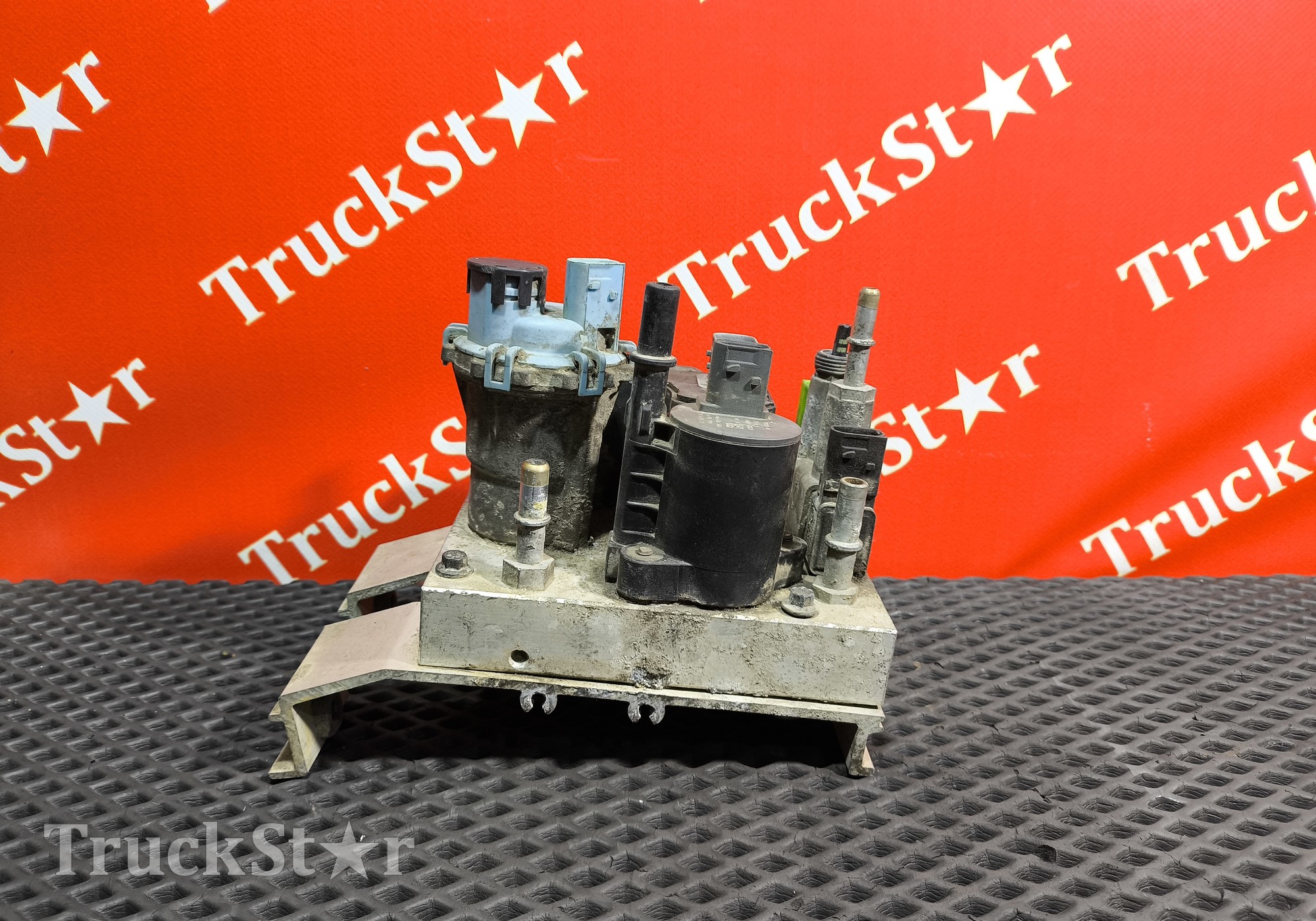 7422608252 Насос системы AdBlue 2016г. для Volvo FM