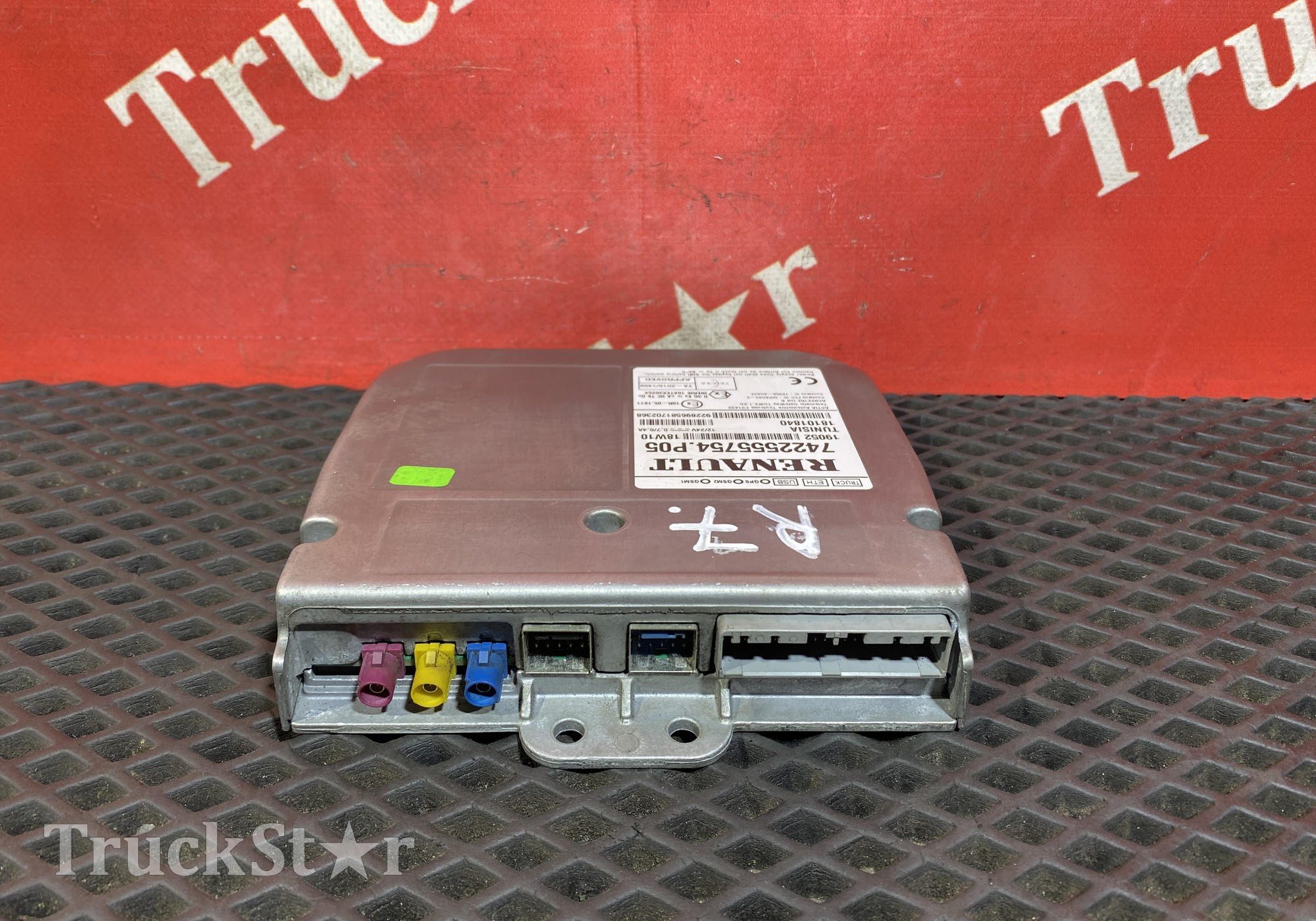 7422555754 Блок управления GPS 2018г для Renault T
