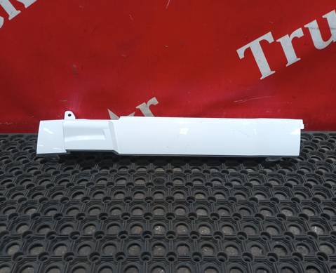 712W624106046 Накладка угла кабины правая 2022г для Sinotruk Sitrak C7H MAX