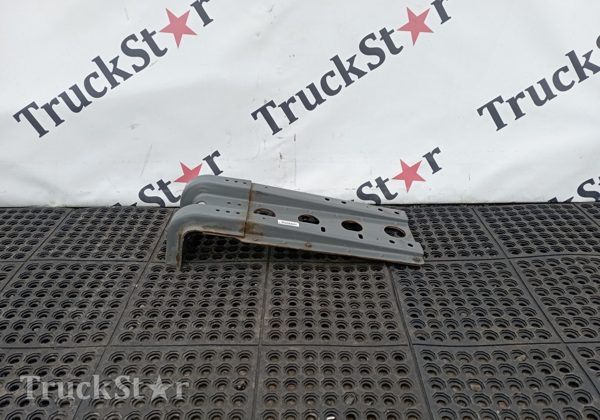 811W612435431 Кронштейн крыла переднего 2023г. для Sinotruk Sitrak C7H