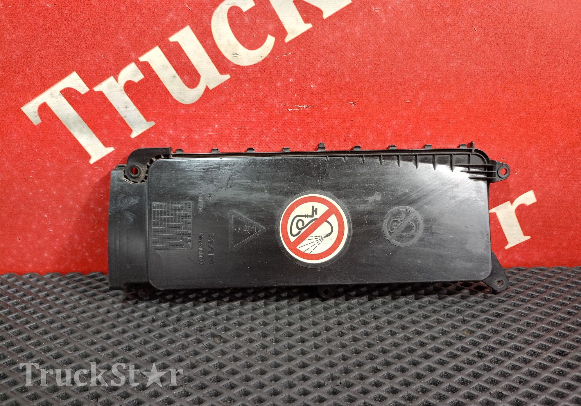 81624100077 Крышка блока предохранителей для Man TGA