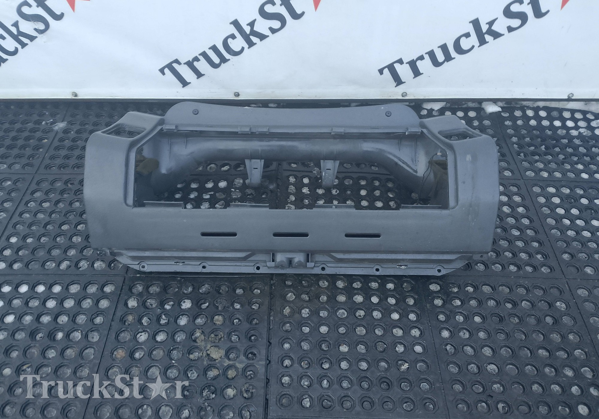 1374623 Накладка для Scania 4-series P (с 1995 по 2007)