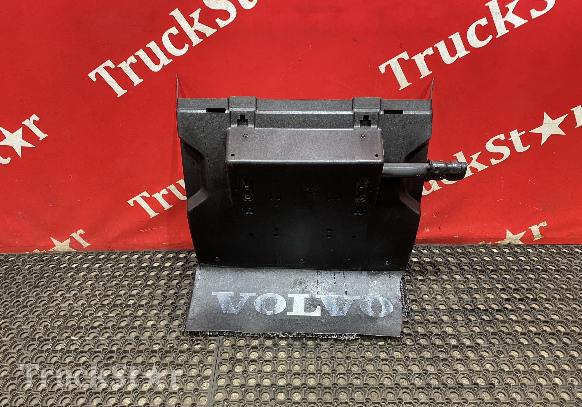 22087684 Крыло заднее передняя часть в сборе 2019г для Volvo FH 4 (с 2012)