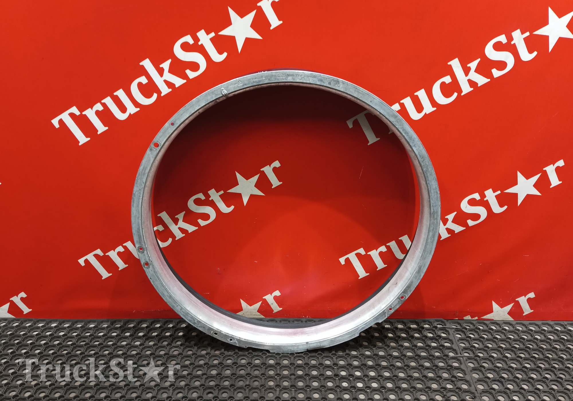 21135716 Кольцо диффузора 2016г. для Volvo FM