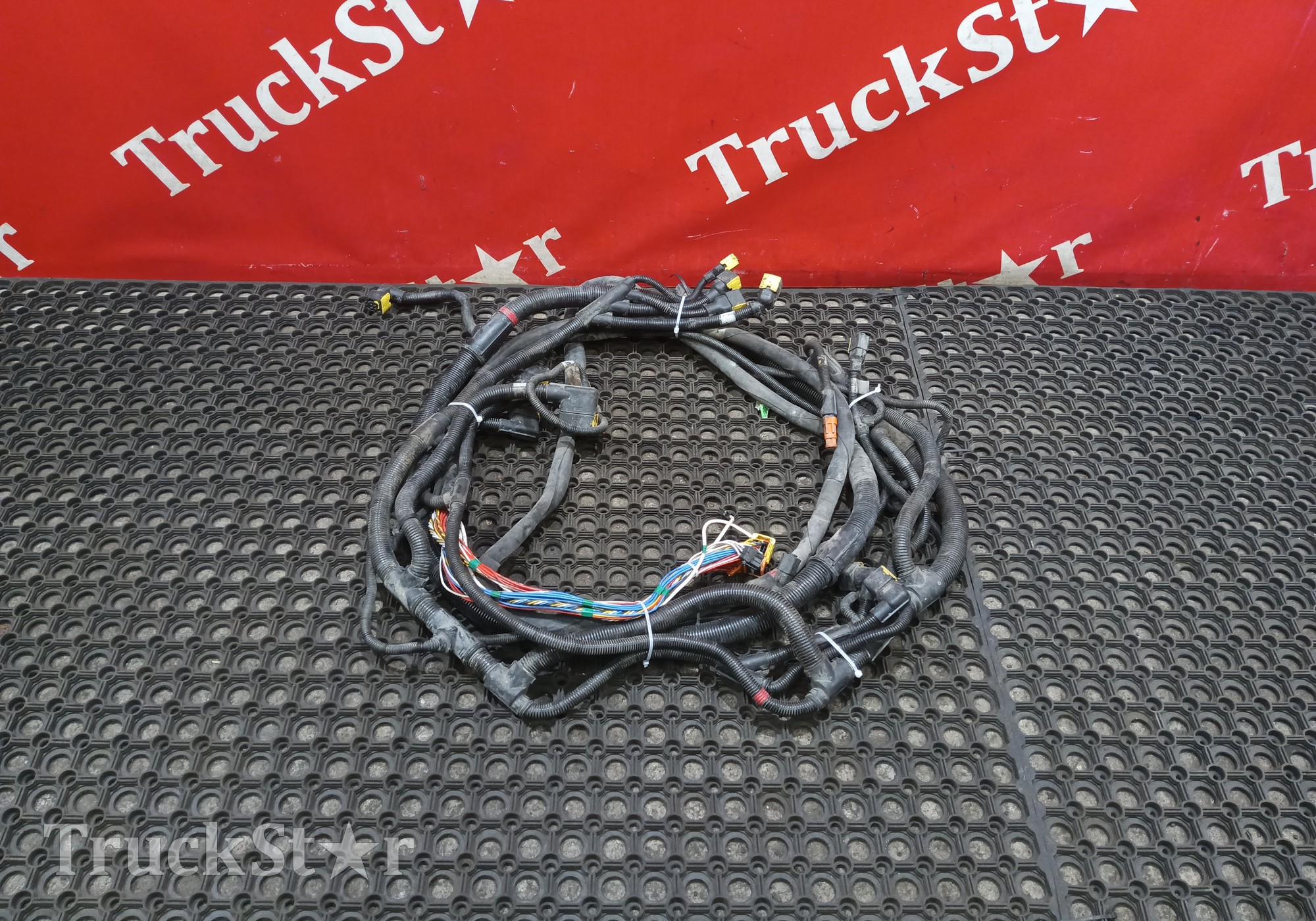 2128109 Проводка шасси основная 2019г для Daf XF106 (с 2012)