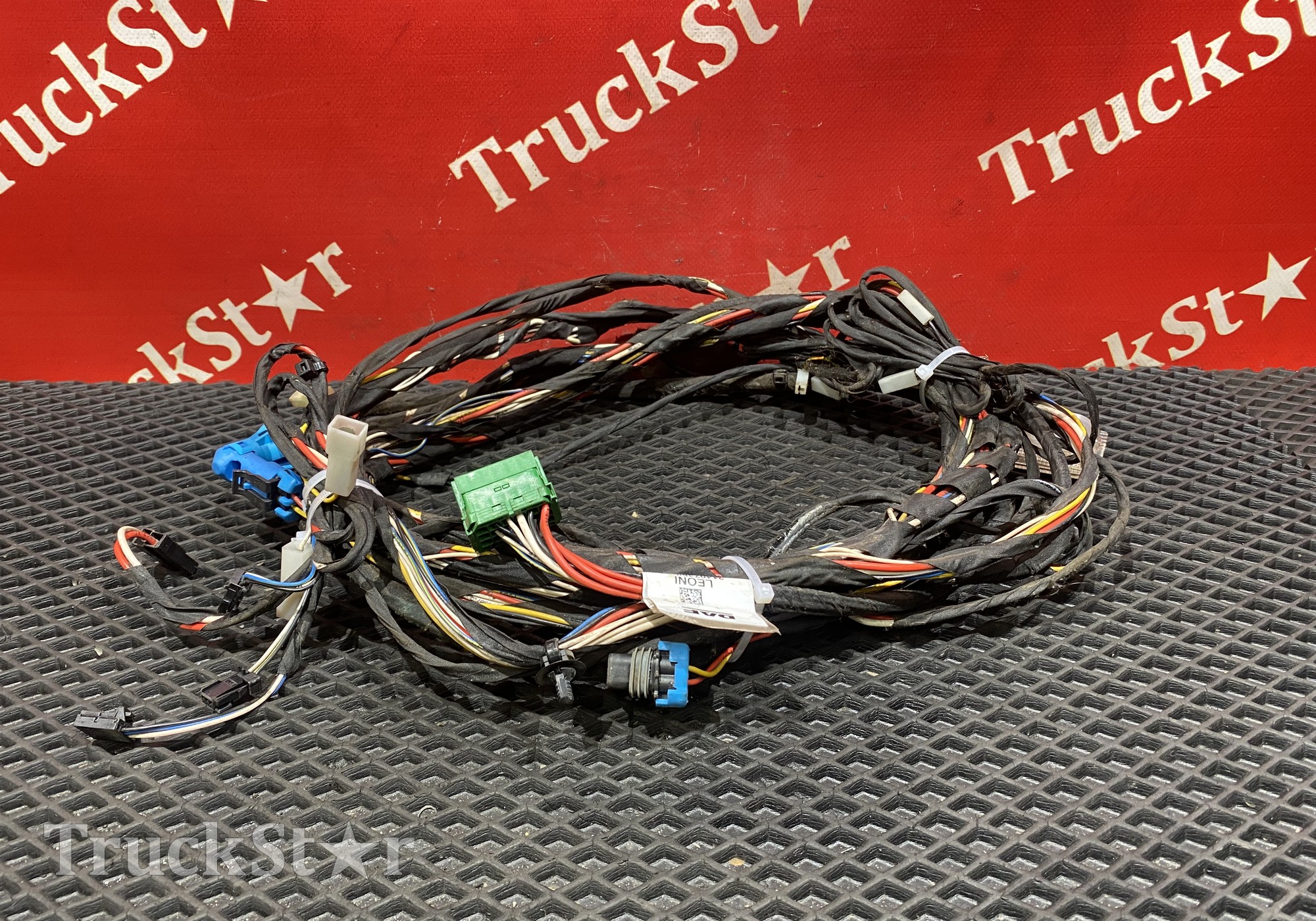 2140736 Проводка кабины 2019г для Daf XF106 (с 2012)
