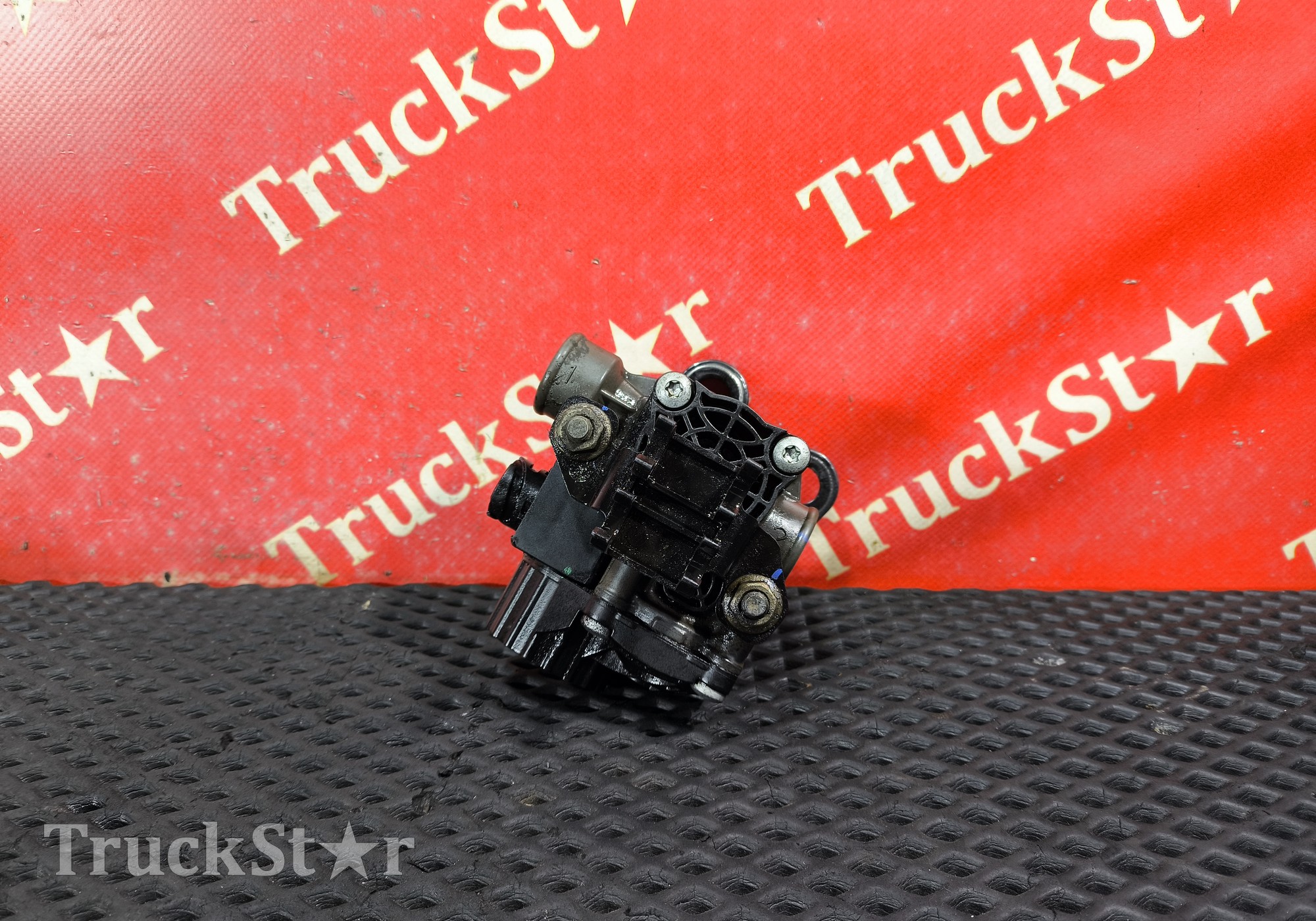 H4356D02022A0 Кран ABS 2023г для Shacman X6000