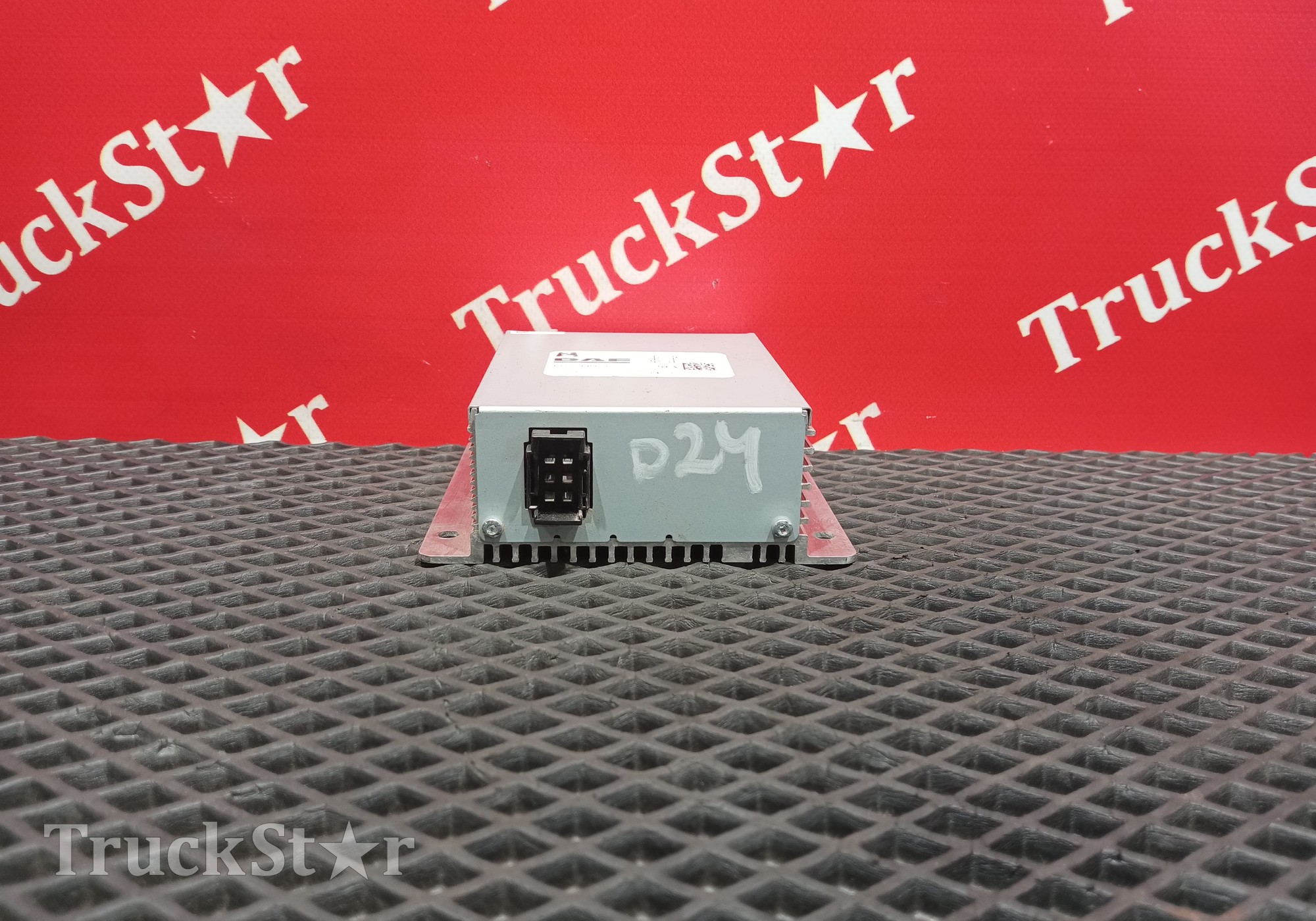 2151452 Преобразователь напряжения 2018г для Daf XF105