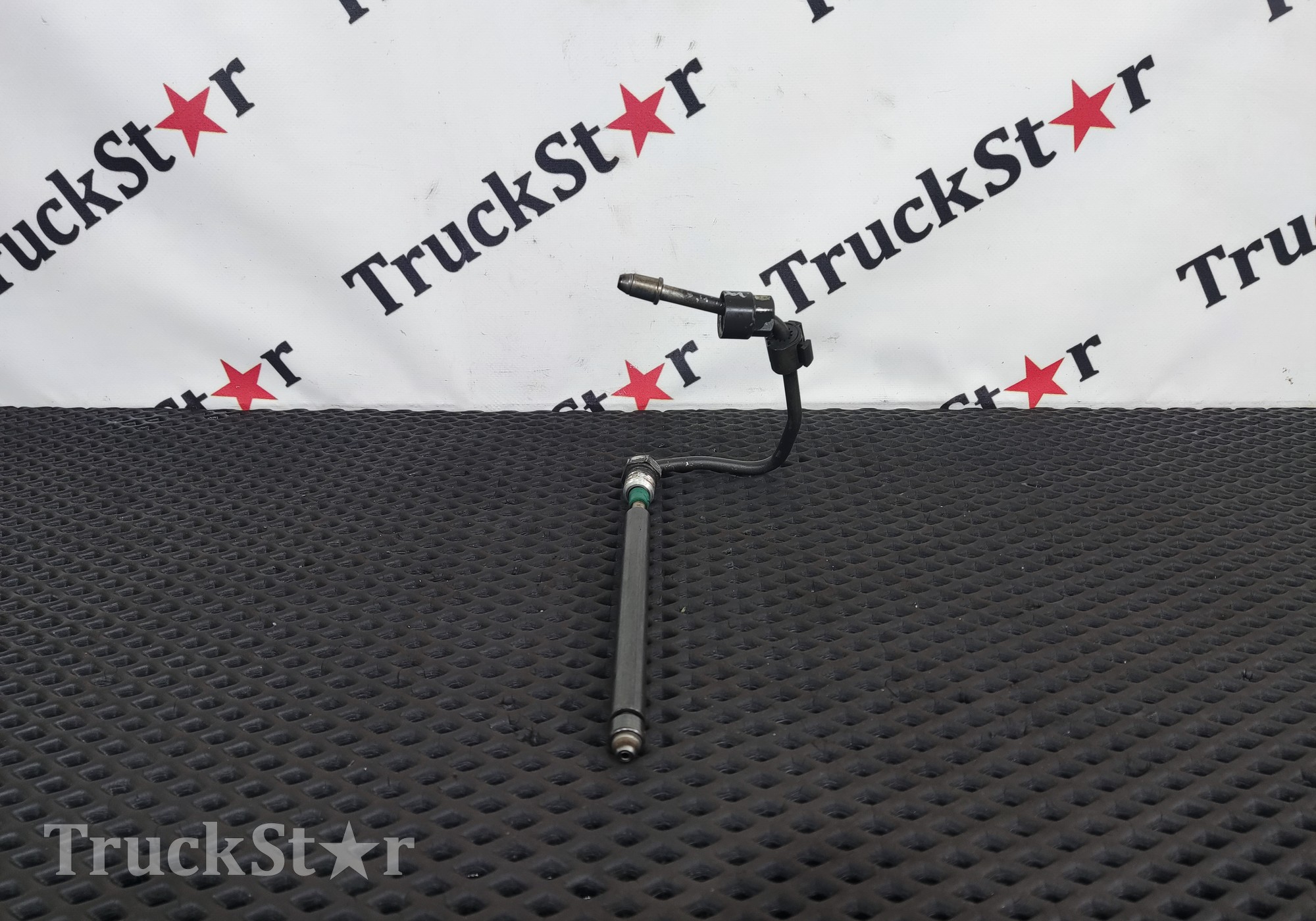 2047594 Трубка топливная 2018г. для Daf XF106 (с 2012)