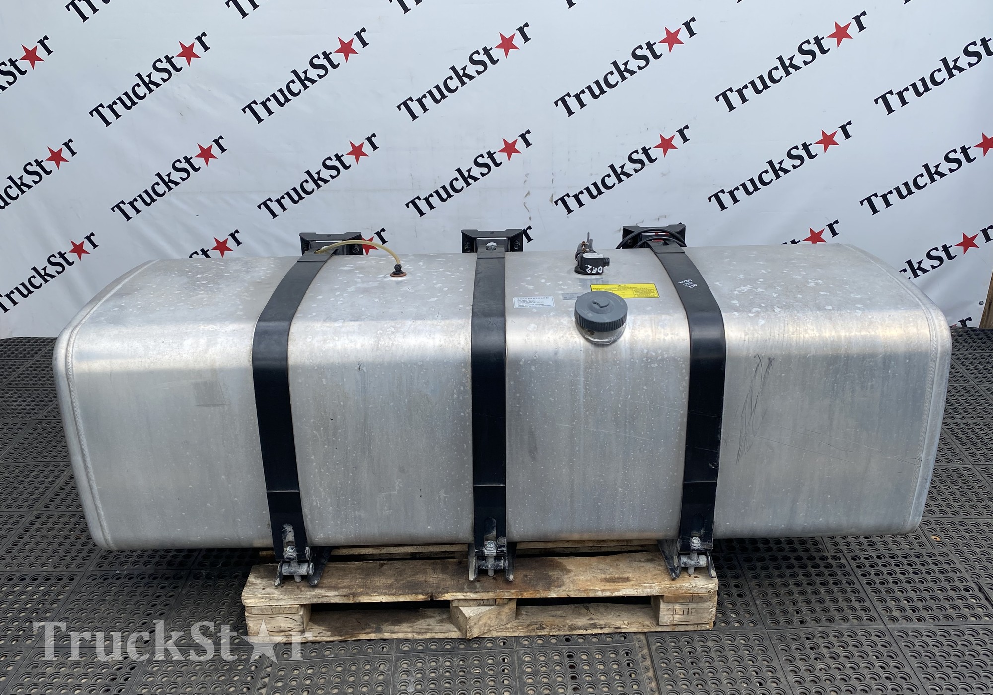 1101010HA401 Бак топливный 850L 2024г. для DongFeng GX DFH4180
